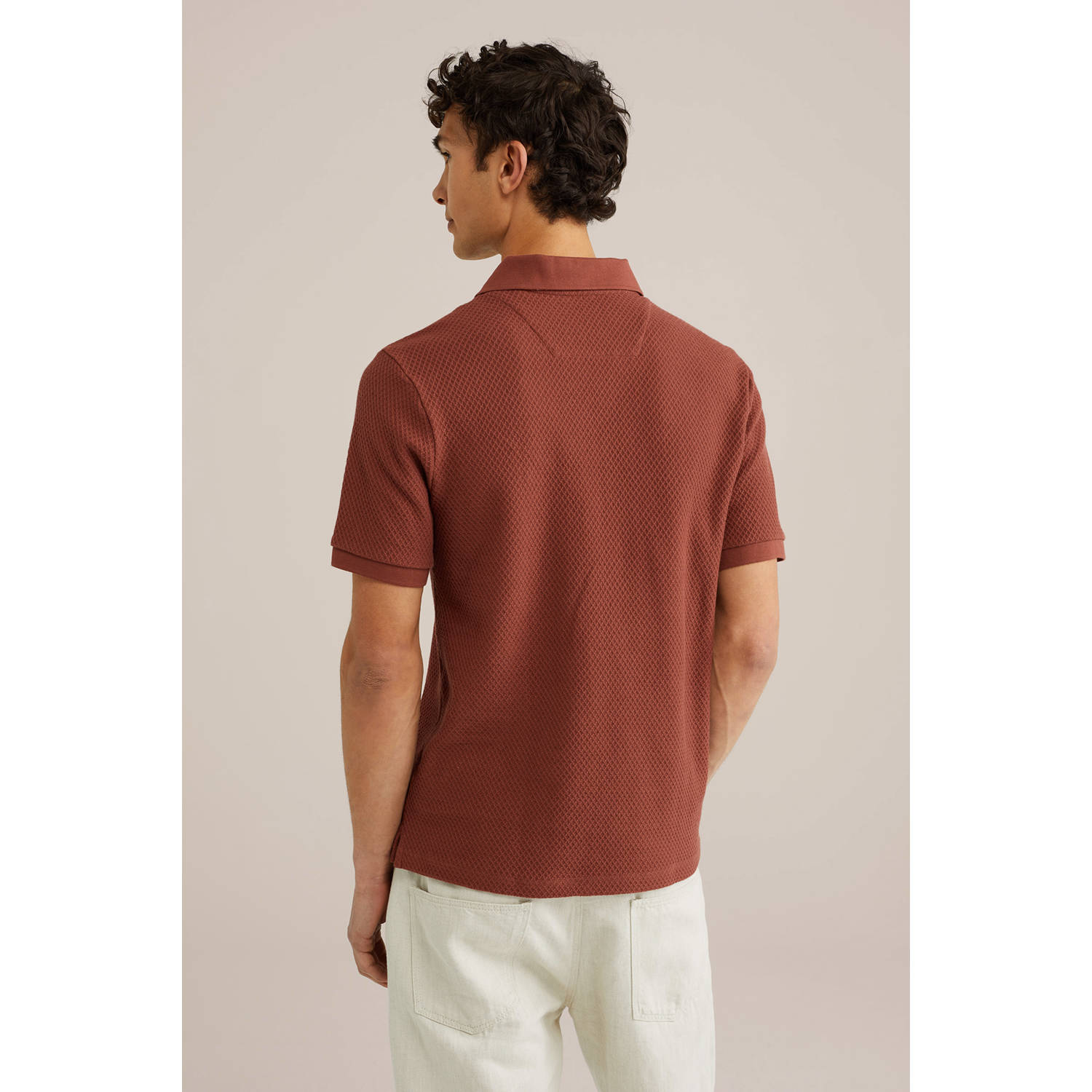 WE Fashion slim polo met ingebreid patroon roodbruin