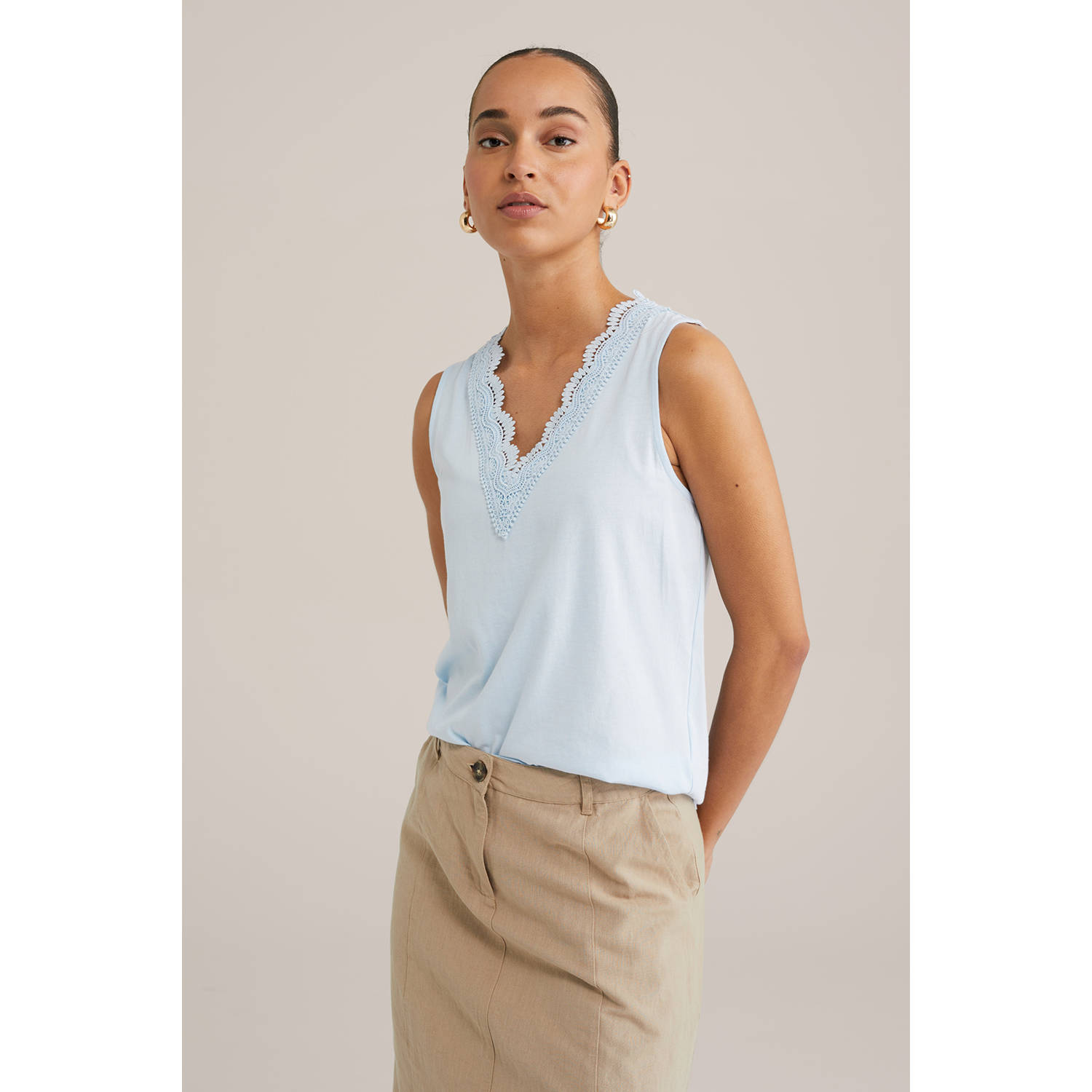 WE Fashion mouwloze top lichtblauw