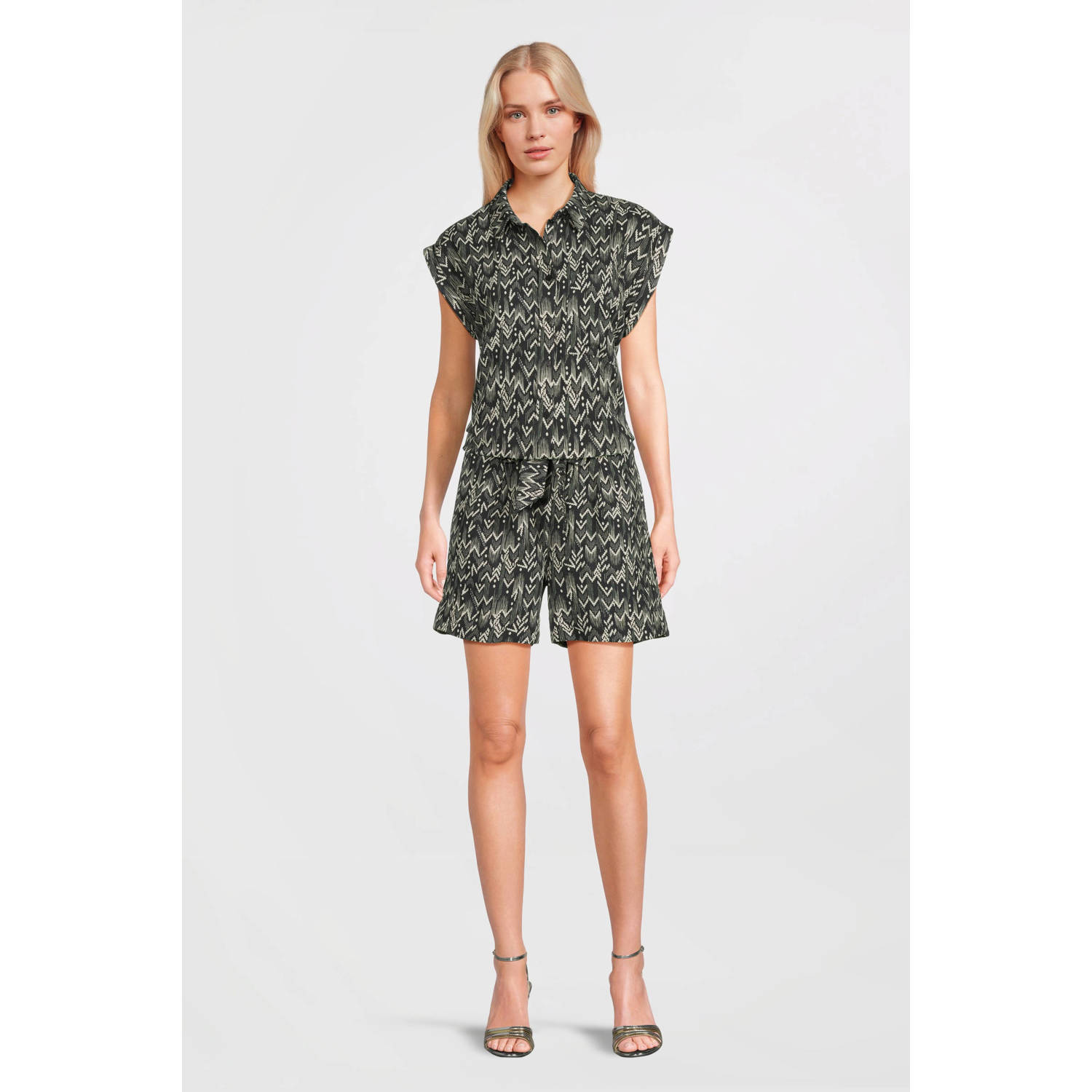 Geisha straight high waist casual short zwart