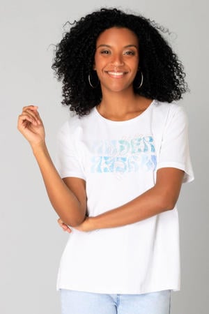 T-shirt wit
