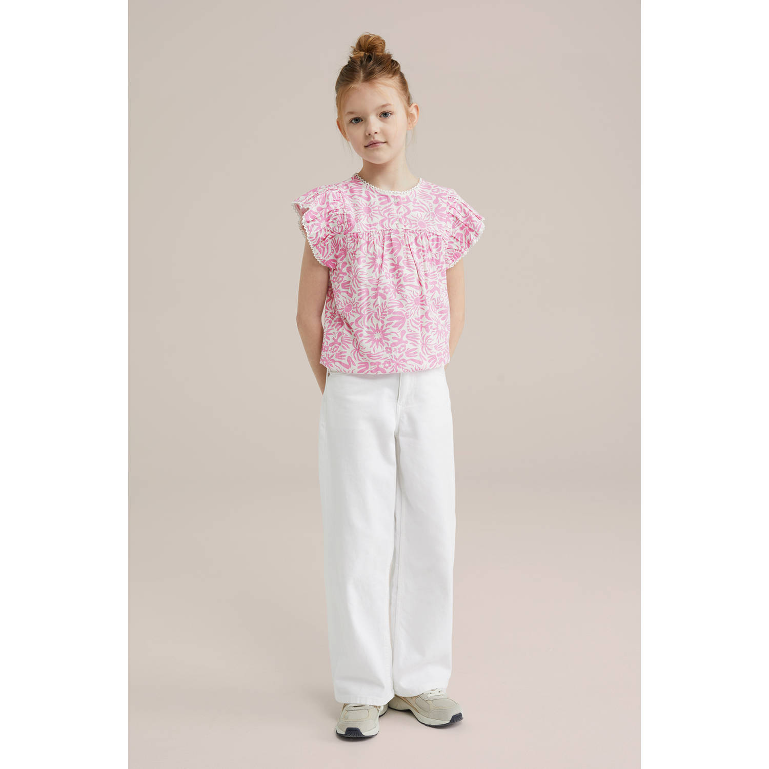 WE Fashion mouwloze top lichtroze wit broderie