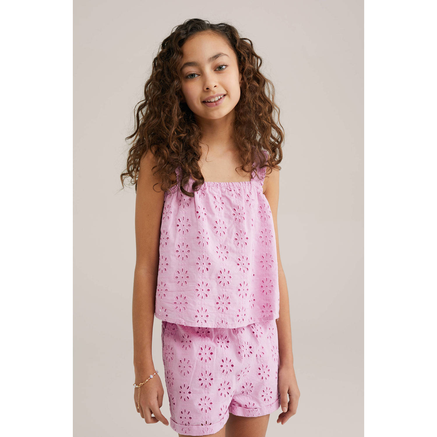 WE Fashion blousetop lichtroze broderie