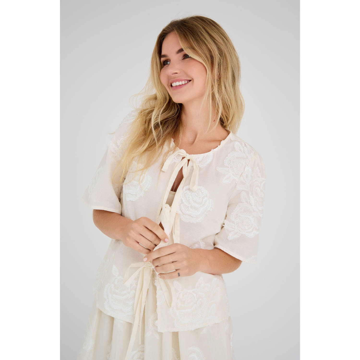 A-View korte rok broderie ecru