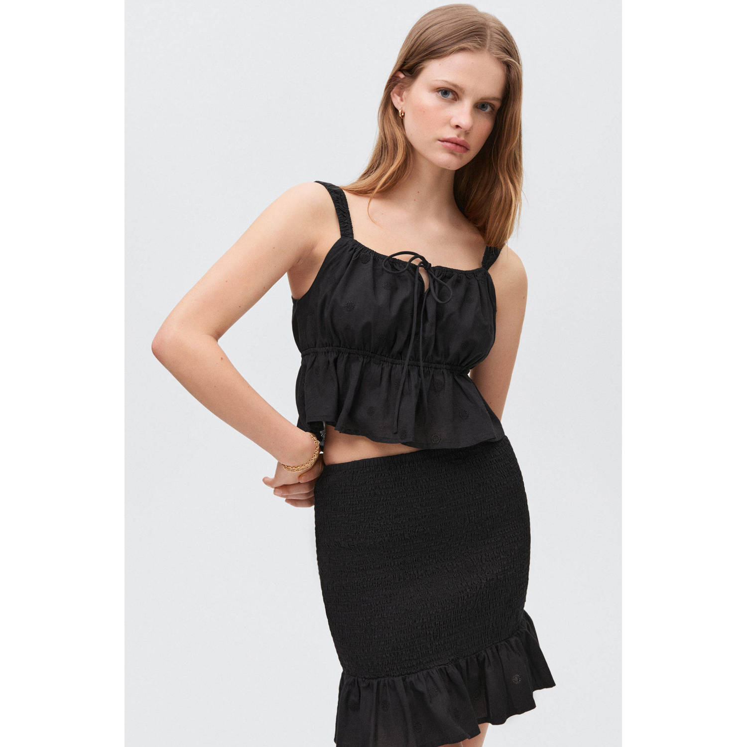 MANGO TEEN cropped top zwart