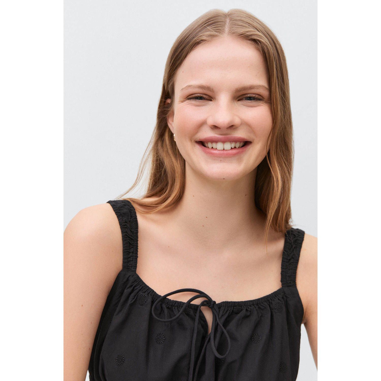 MANGO TEEN cropped top zwart