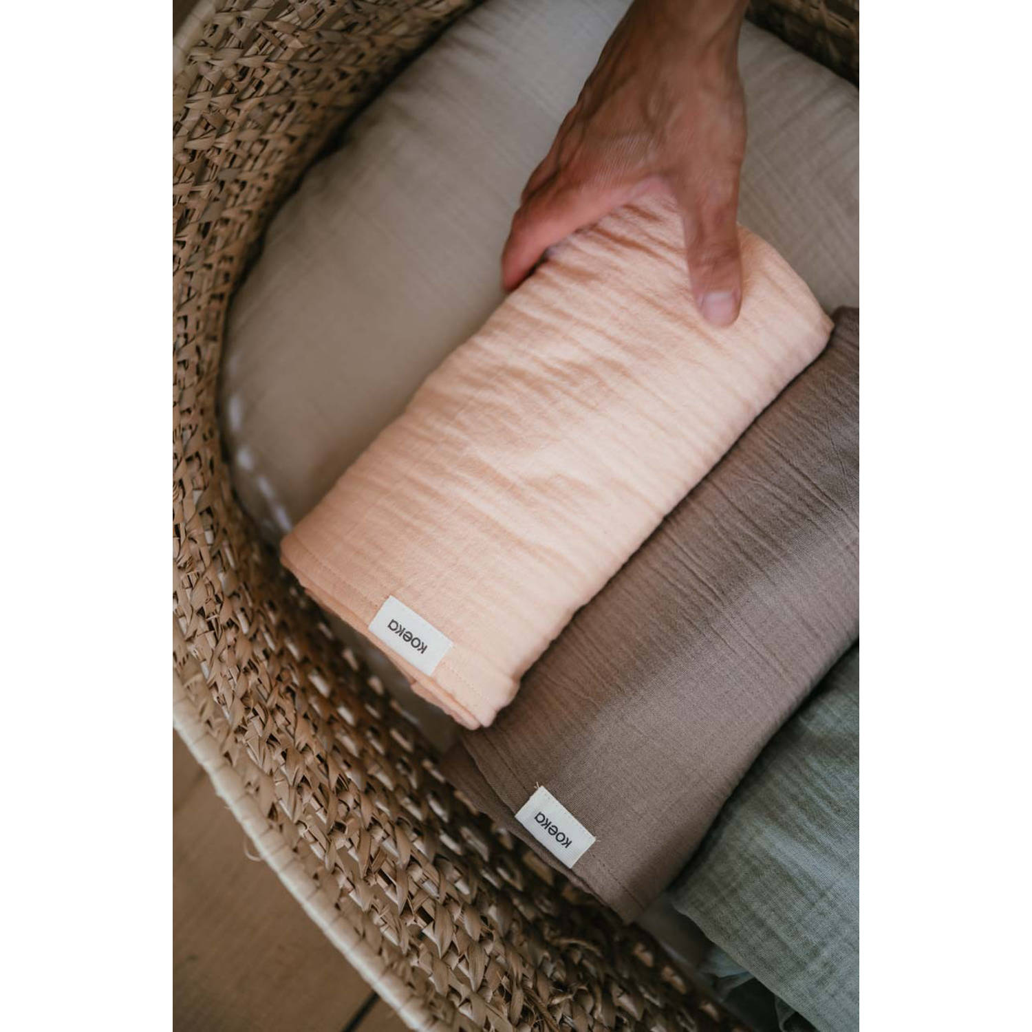 Koeka hydrofiele swaddle Faro perzikroze