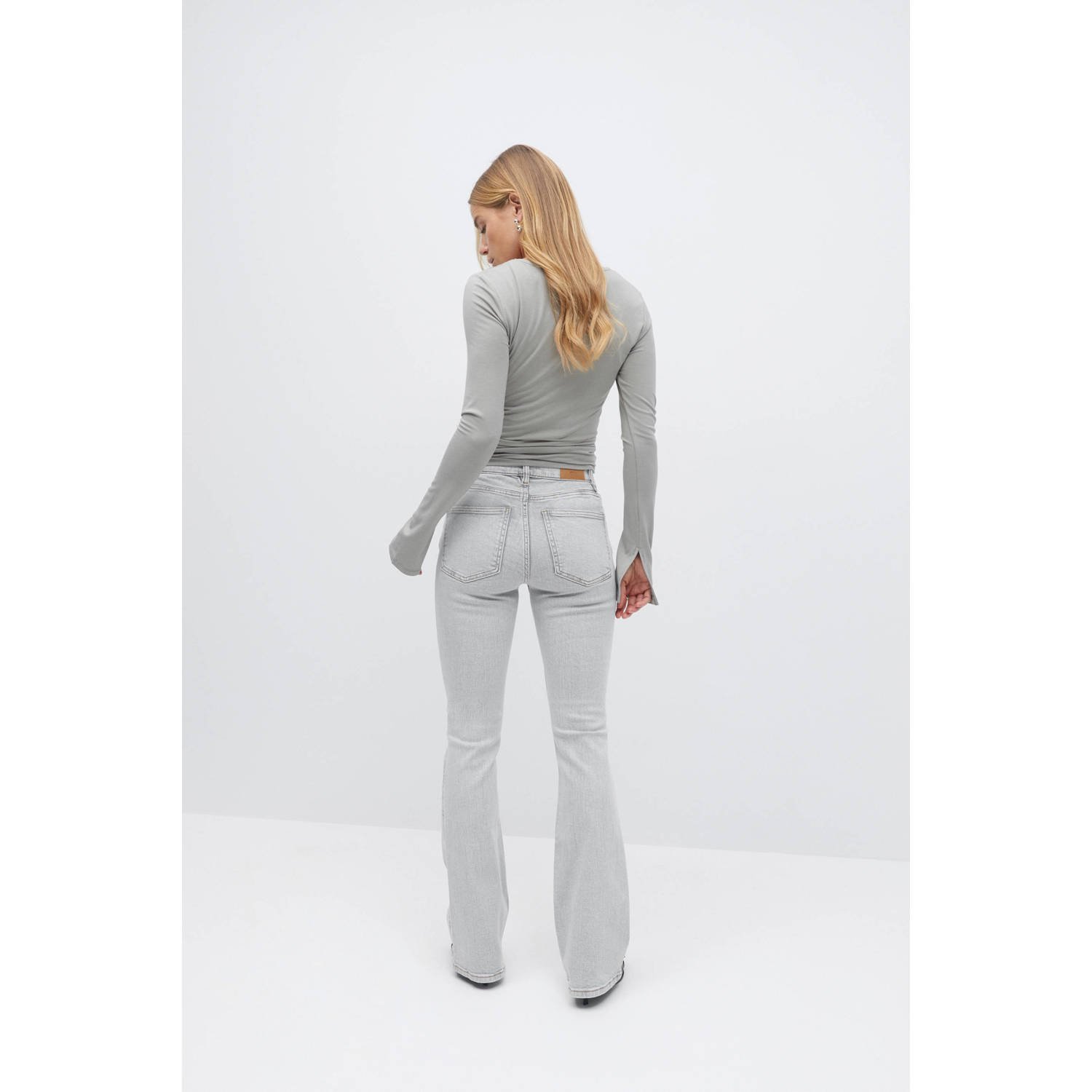Gina Tricot low waist flared jeans grey denim