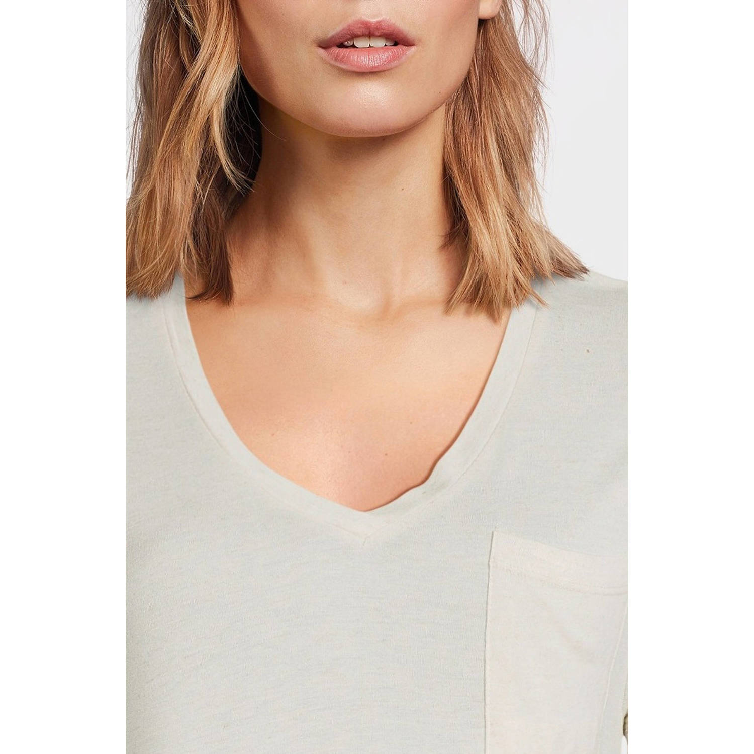 anytime loose fit T-shirt met V-hals wit