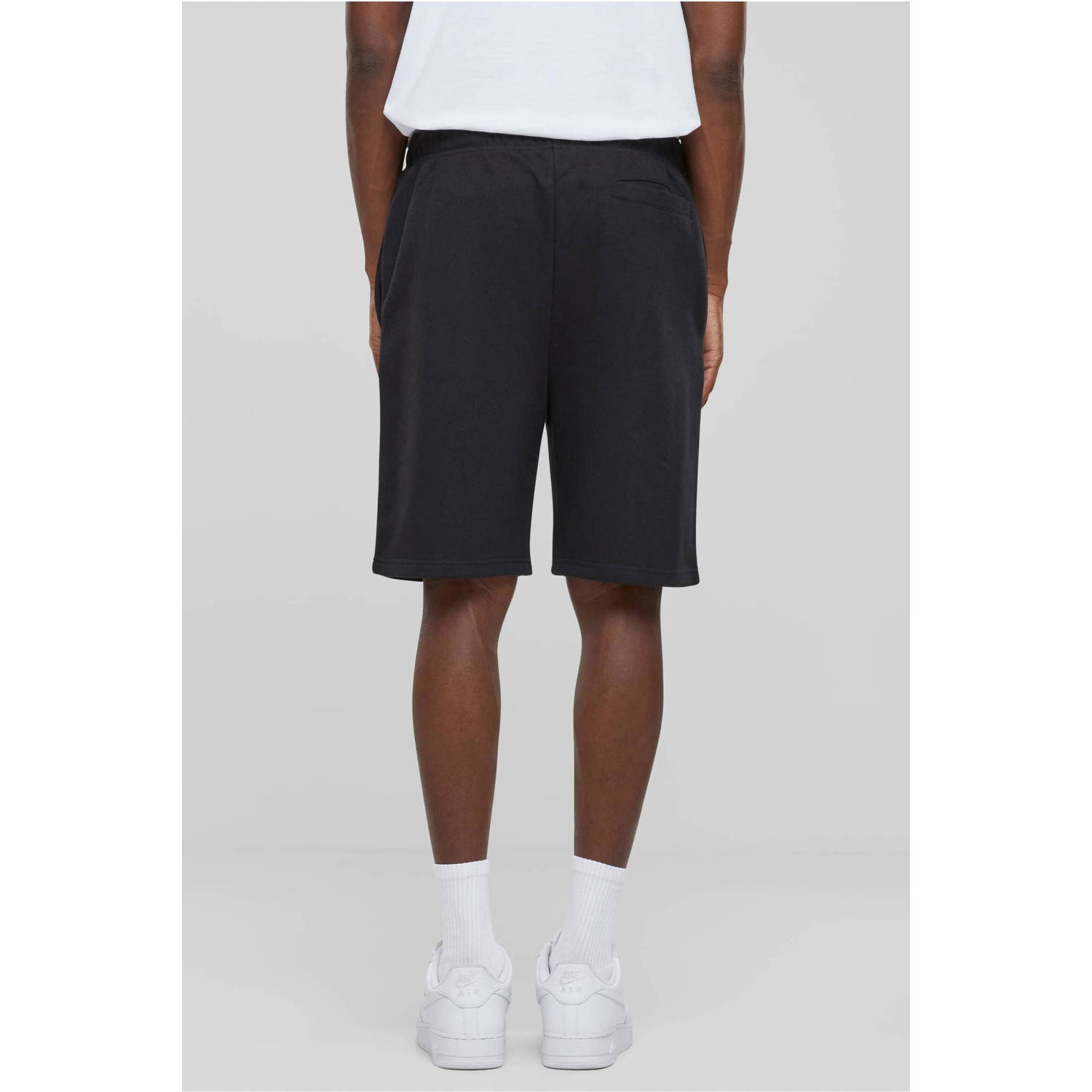 Urban Classics regular fit short zwart