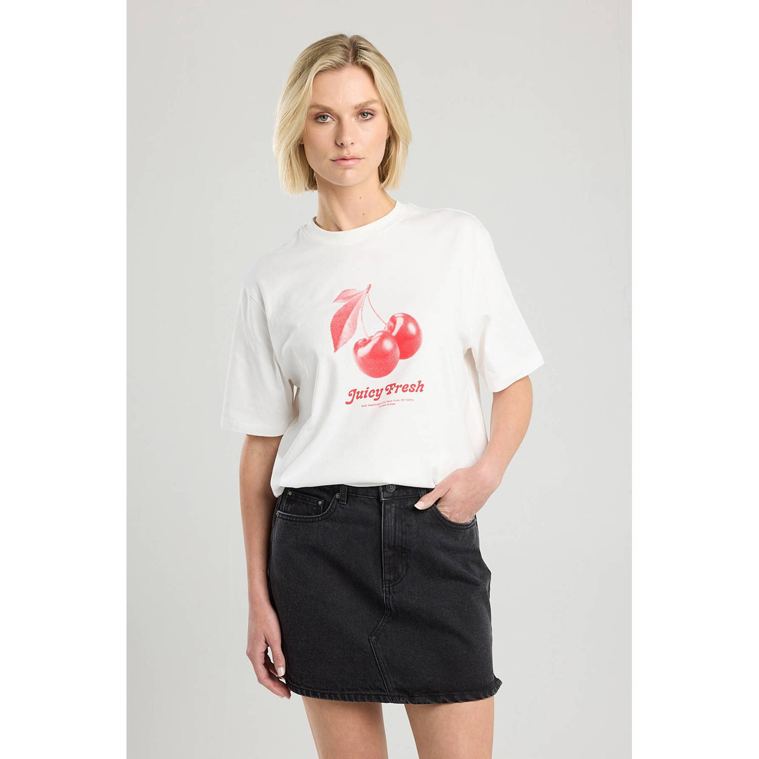 America Today T-shirt wit