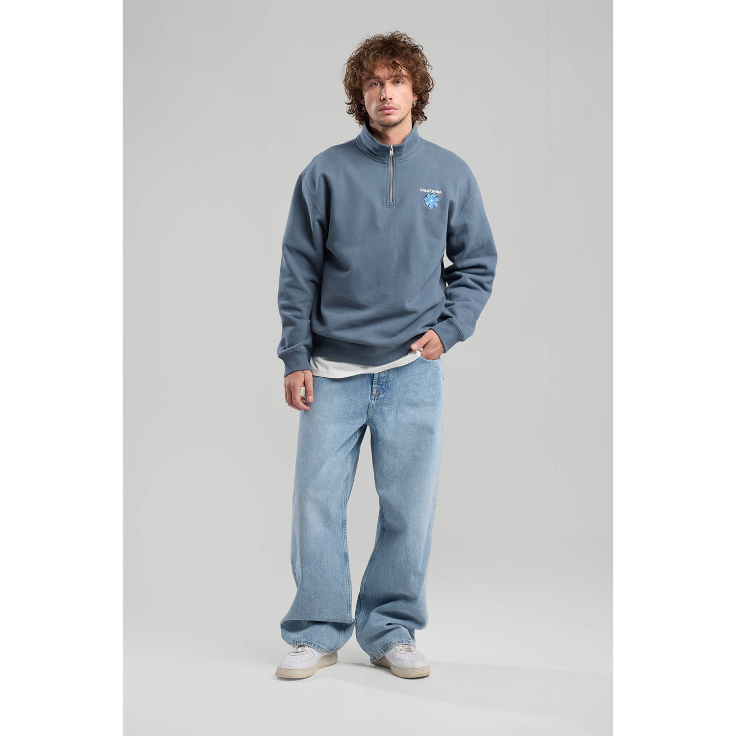 America Today sweater grijs