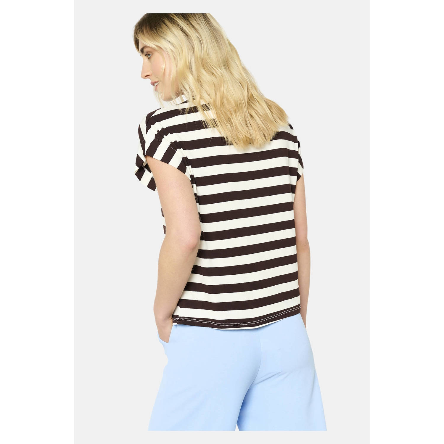 LOLALIZA T-shirt donkerbruin