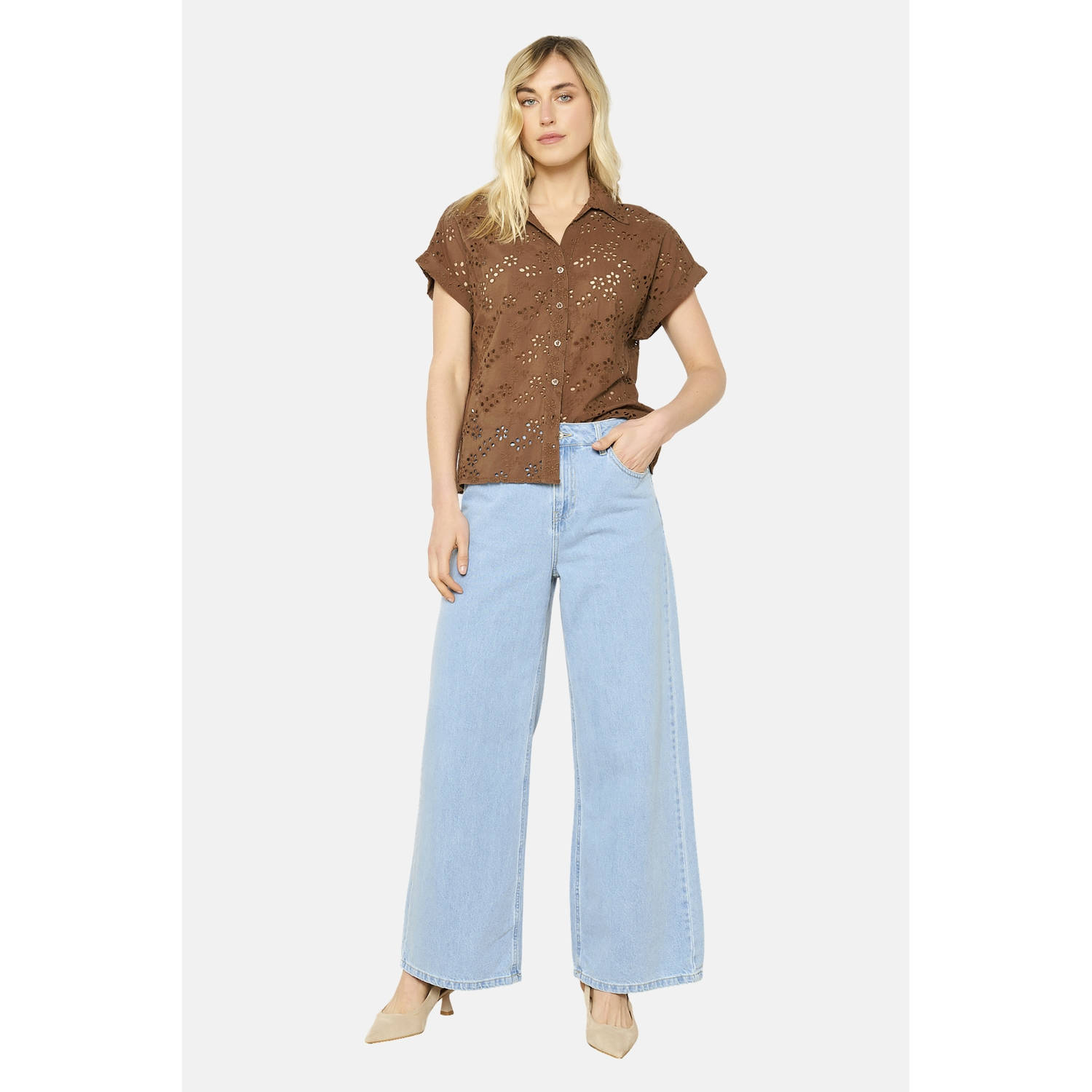 LOLALIZA blouse donkerbruin broderie