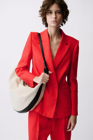 getailleerde blazer rood