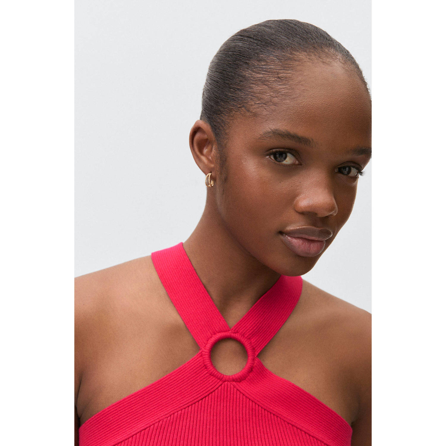 MANGO TEEN haltertop rood rib gebreid