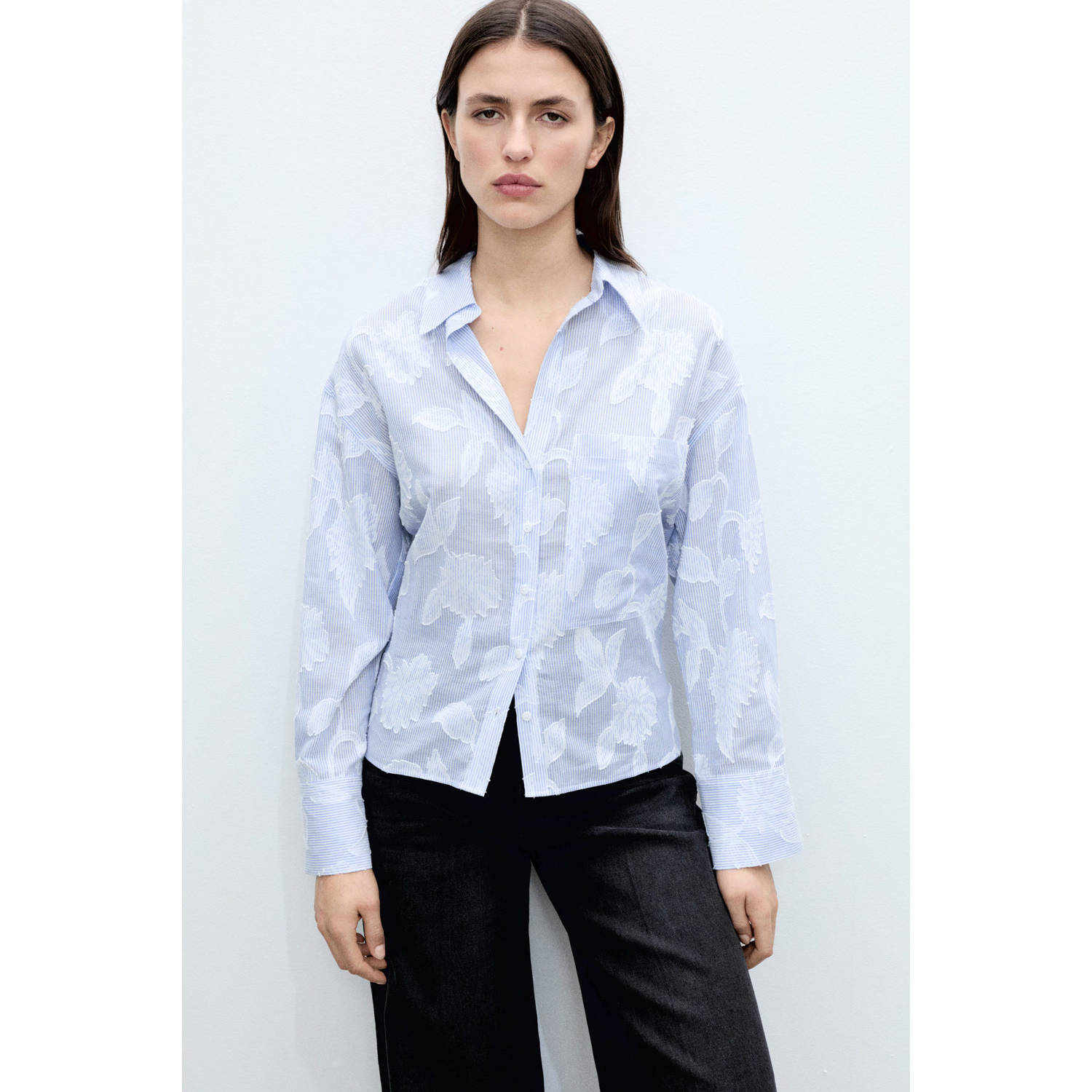 Mango blouse lichtblauw
