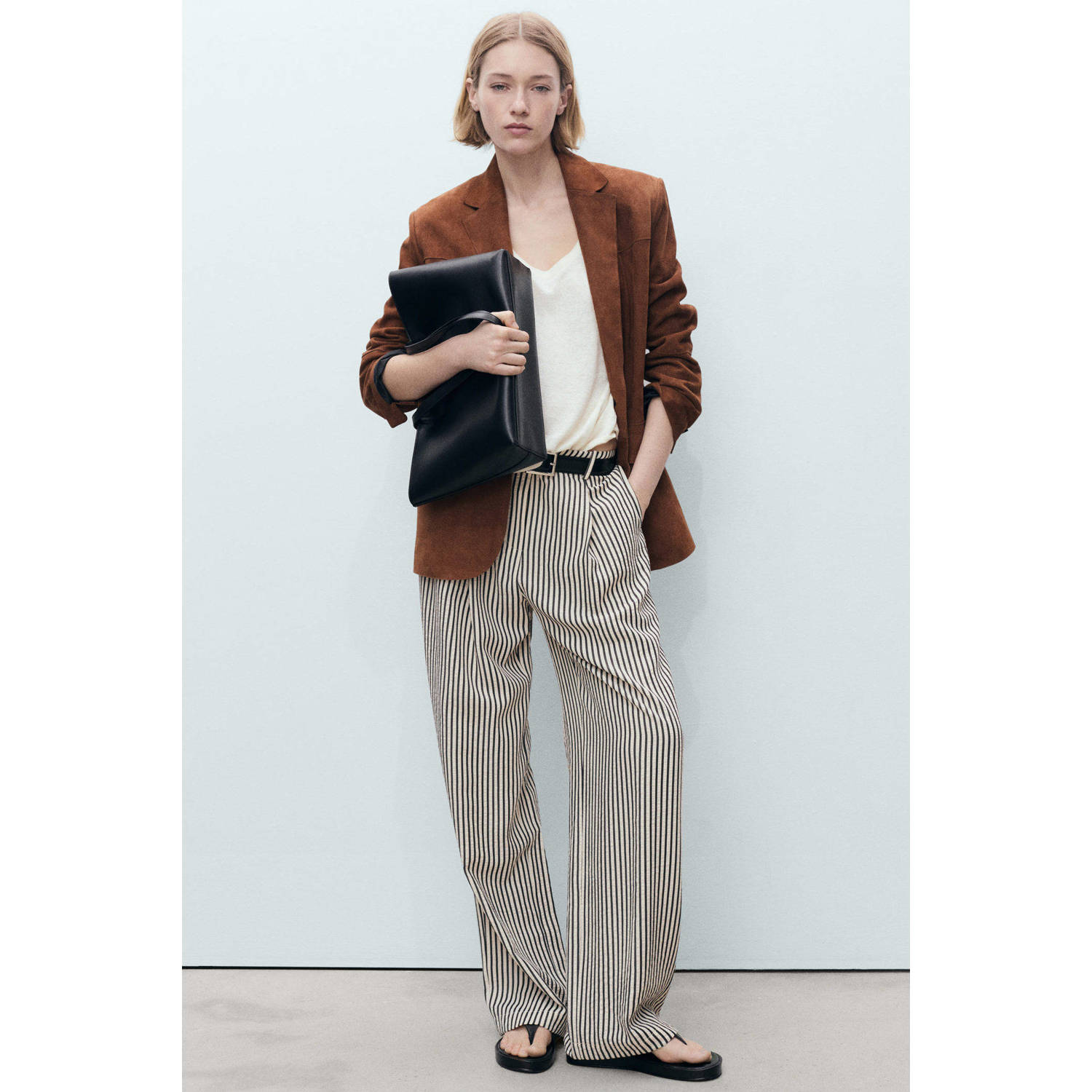 Mango straight regular waist casual broek zwart ecru