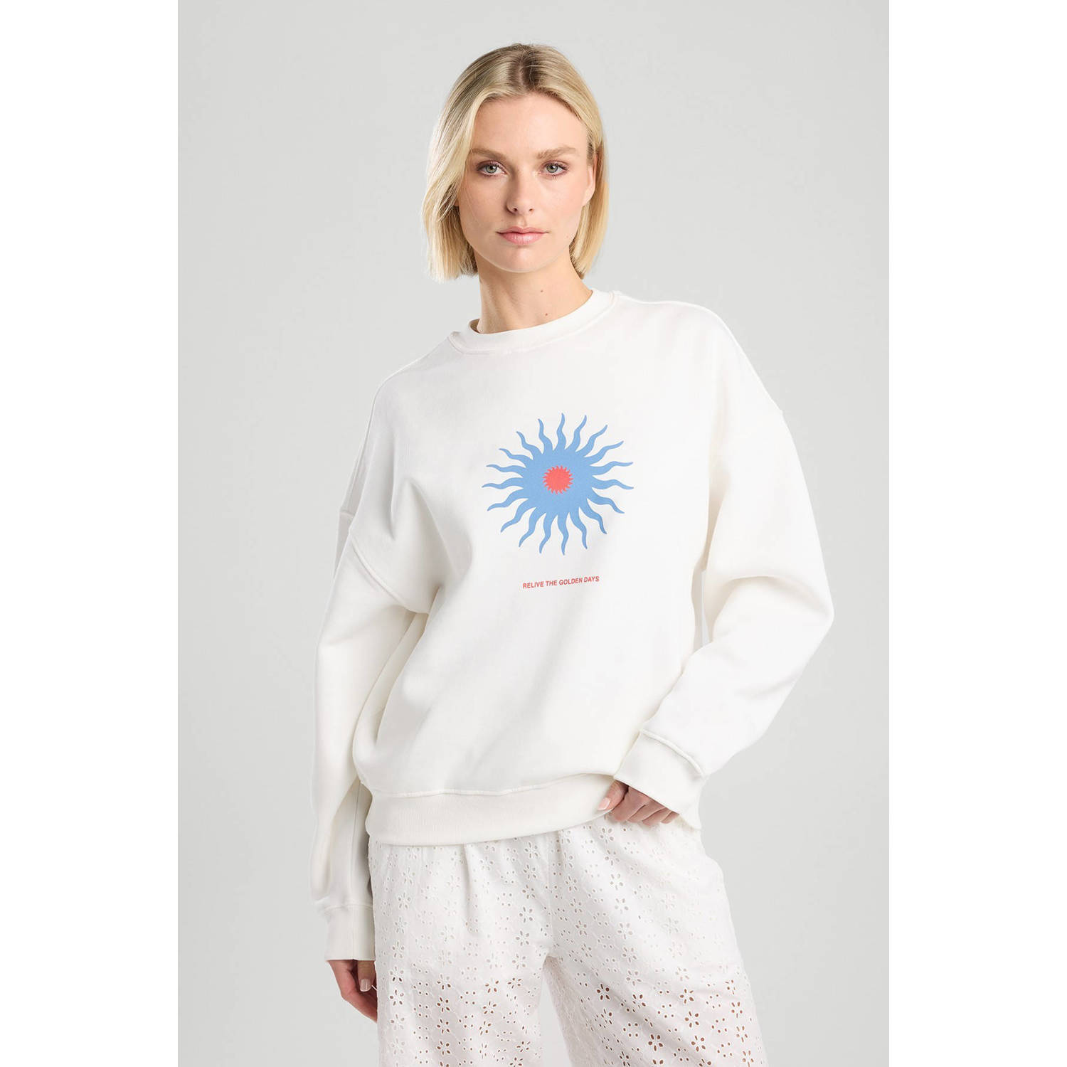 America Today sweater ecru