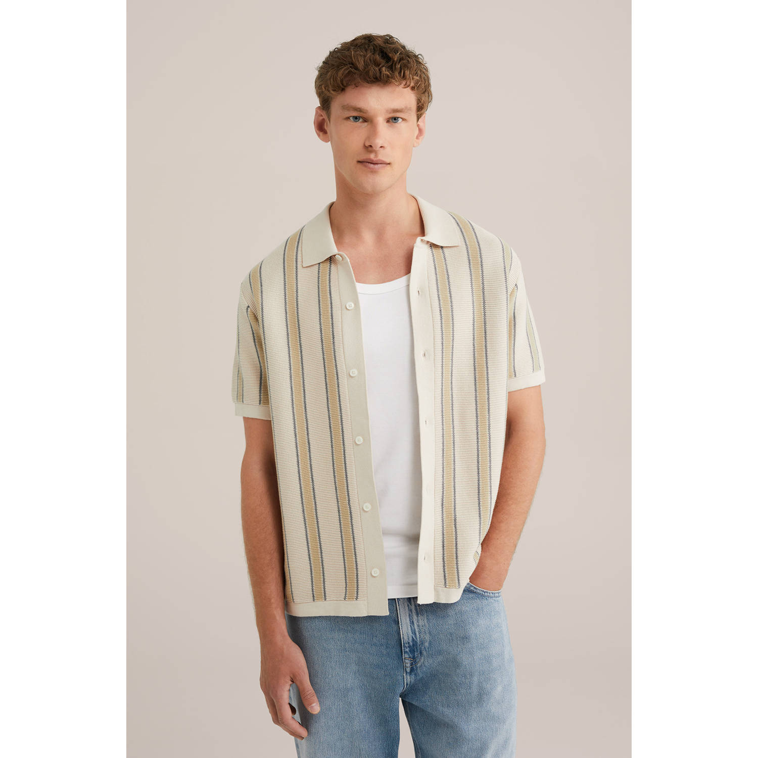 WE Fashion regular overshirt beige