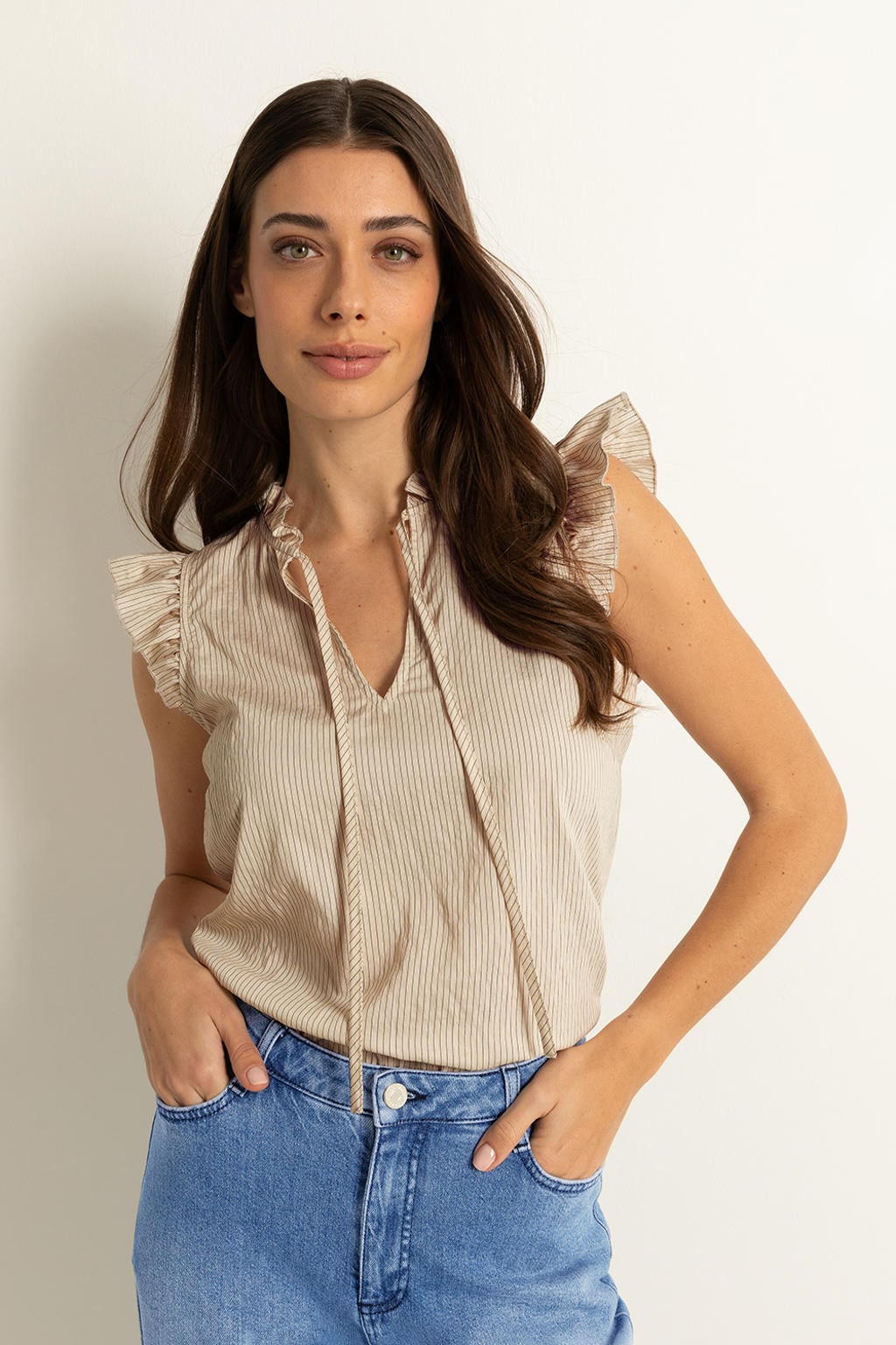Beige dames Claudia Sträter blousetop van viscose met strepenprint, V-hals, knoopsluiting en ruches
