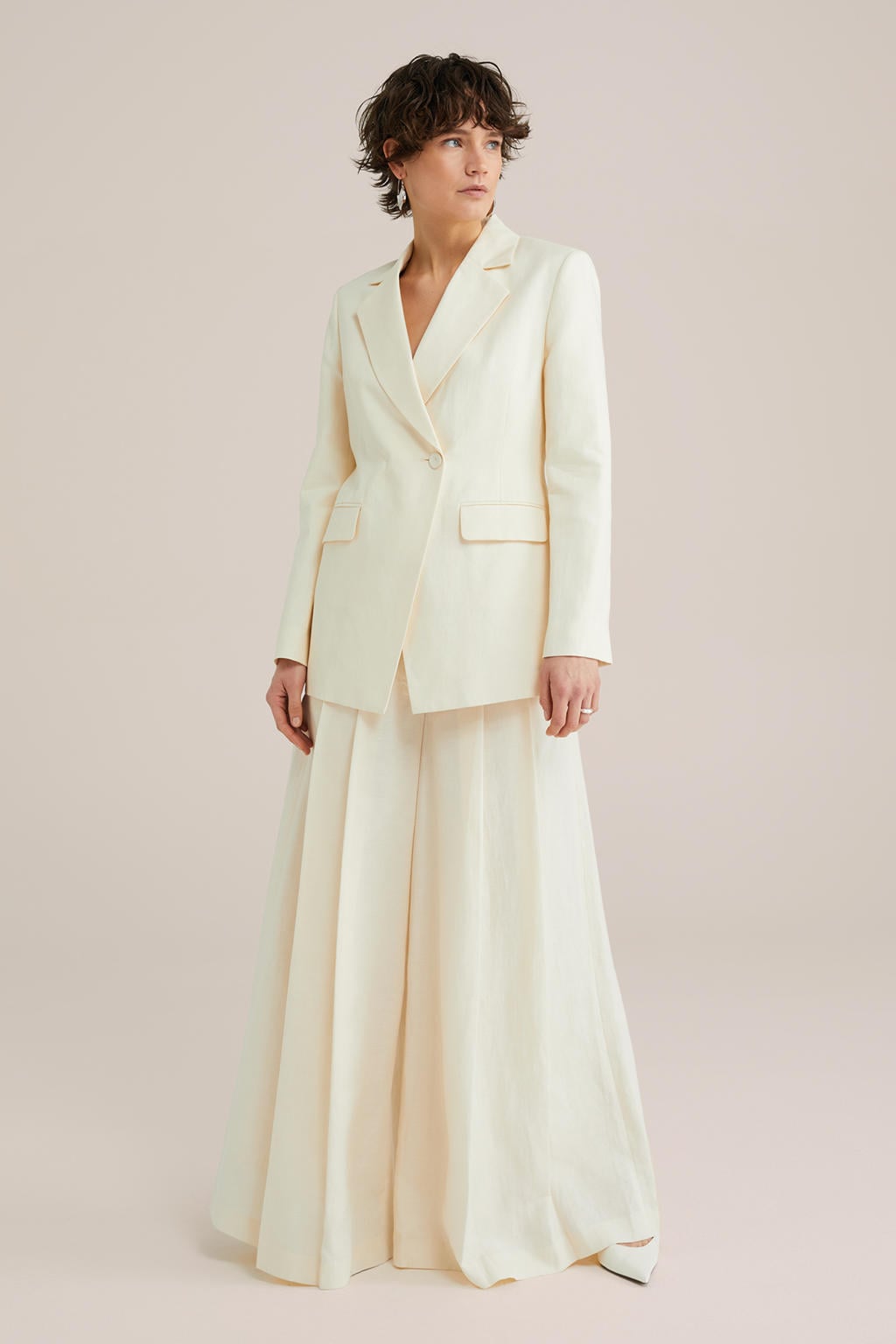 Ecru dames WE STUDIO getailleerde blazer van linnen met effen, lange mouwen, reverskraag en knoopsluiting