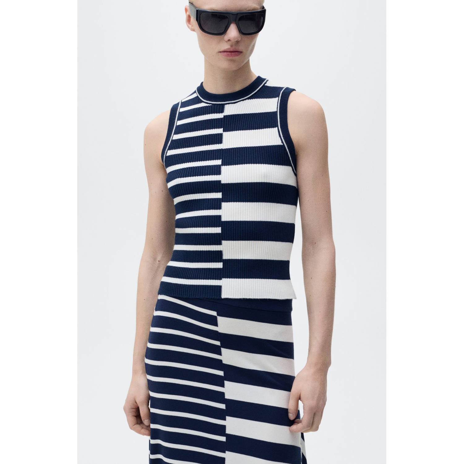 Mango top marine