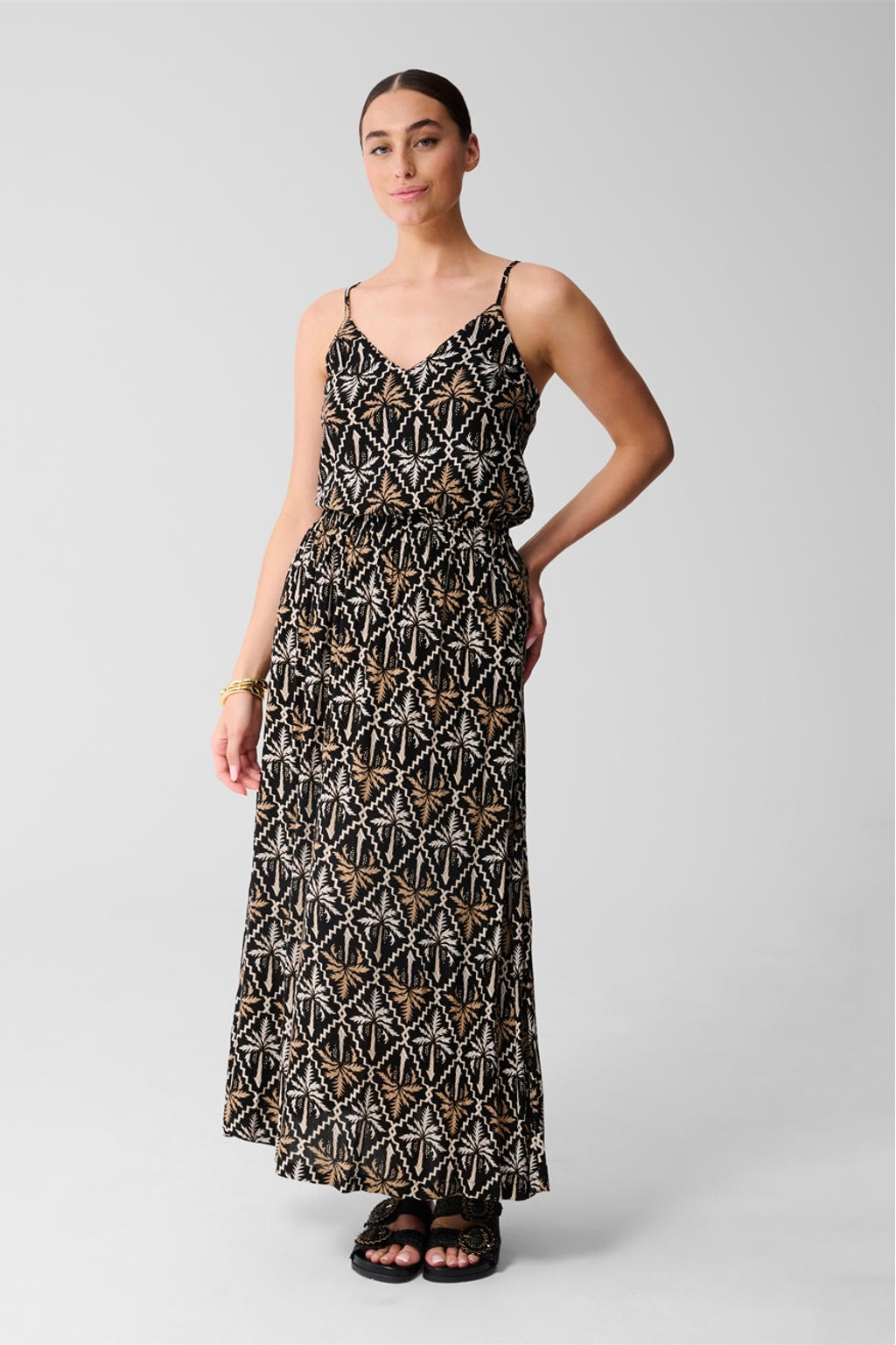 Zwart en bruine dames Shoeby maxi rok gemaakt van viscose en met elastische tailleband