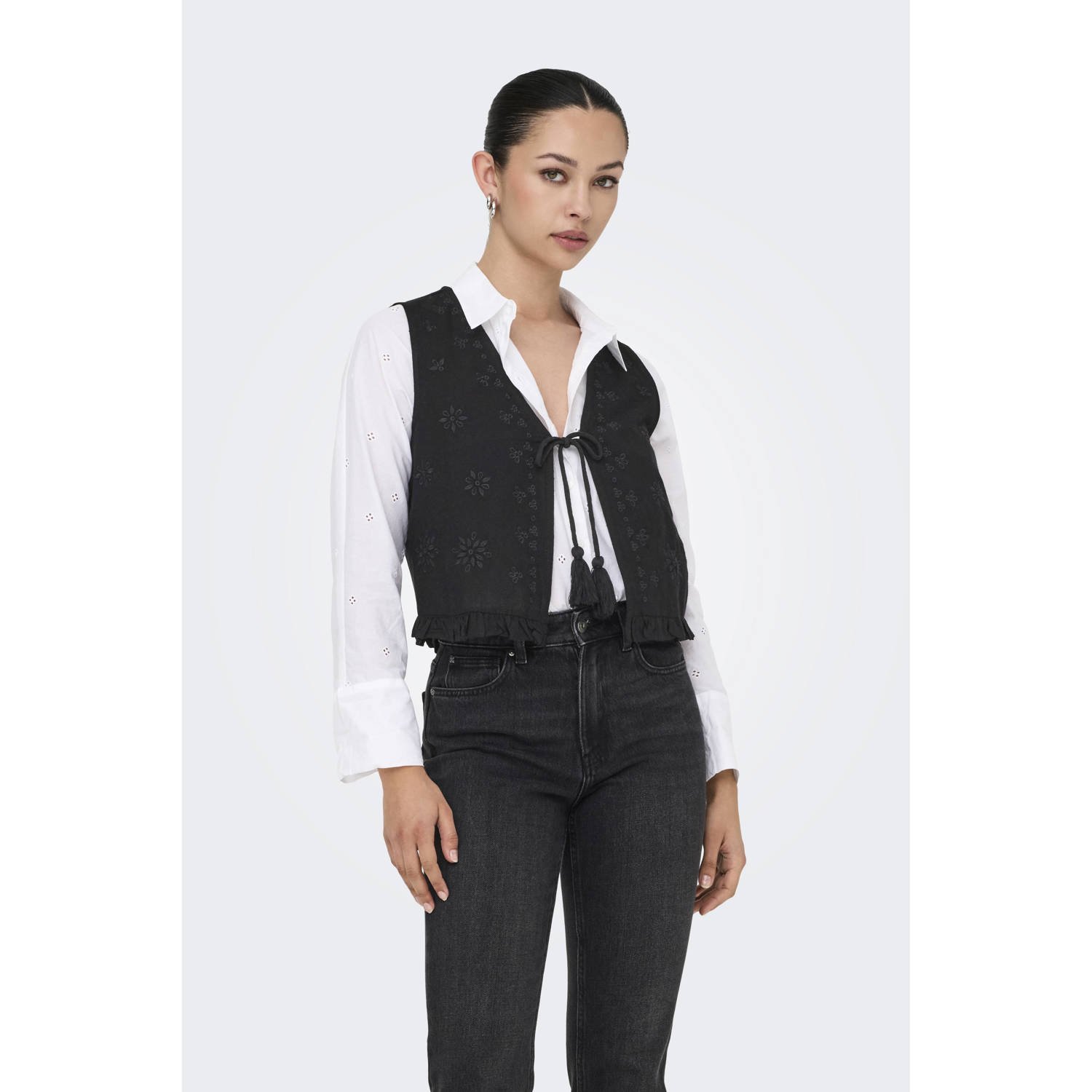 ONLY mouwloze top zwart broderie