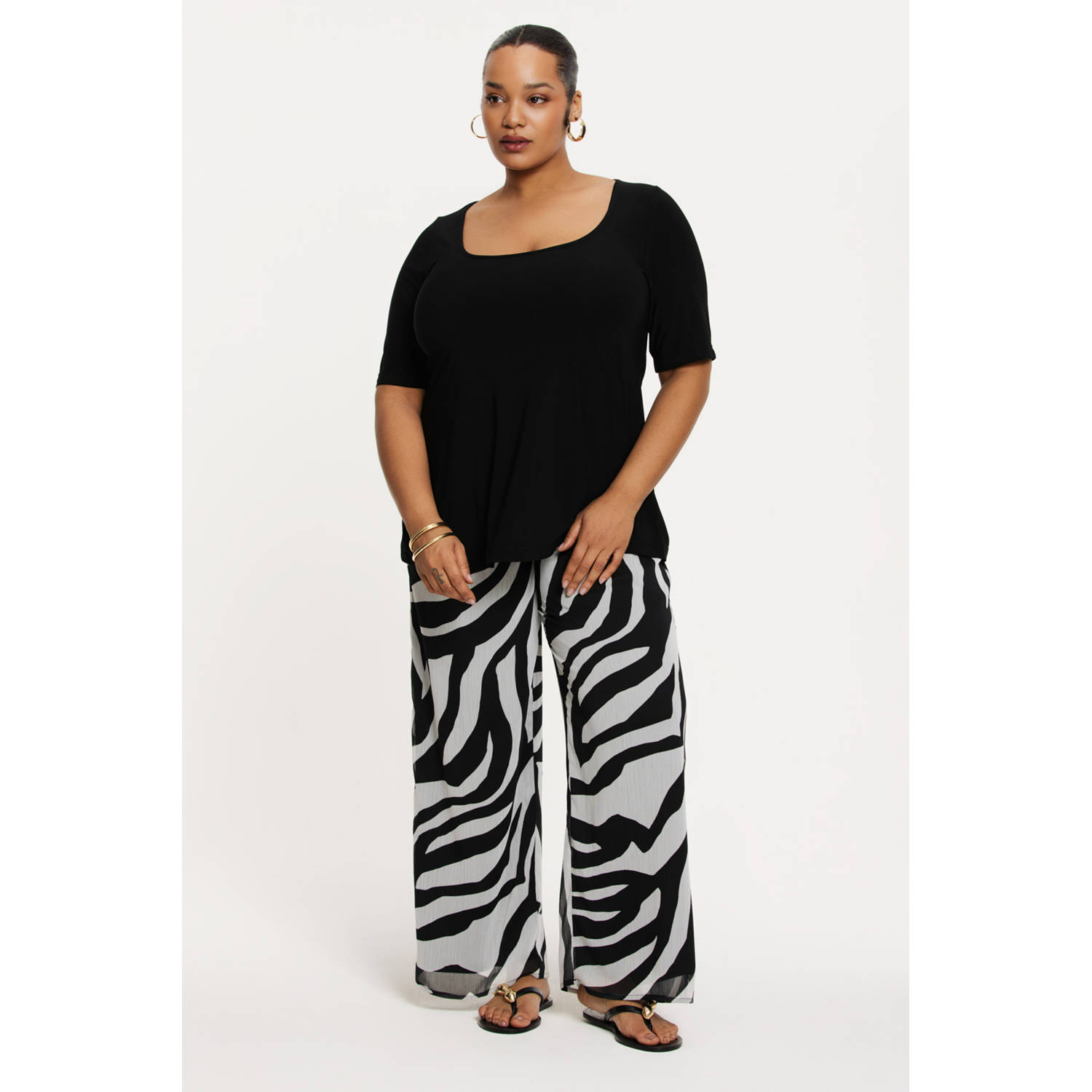 YOEK regular waist broek zwart