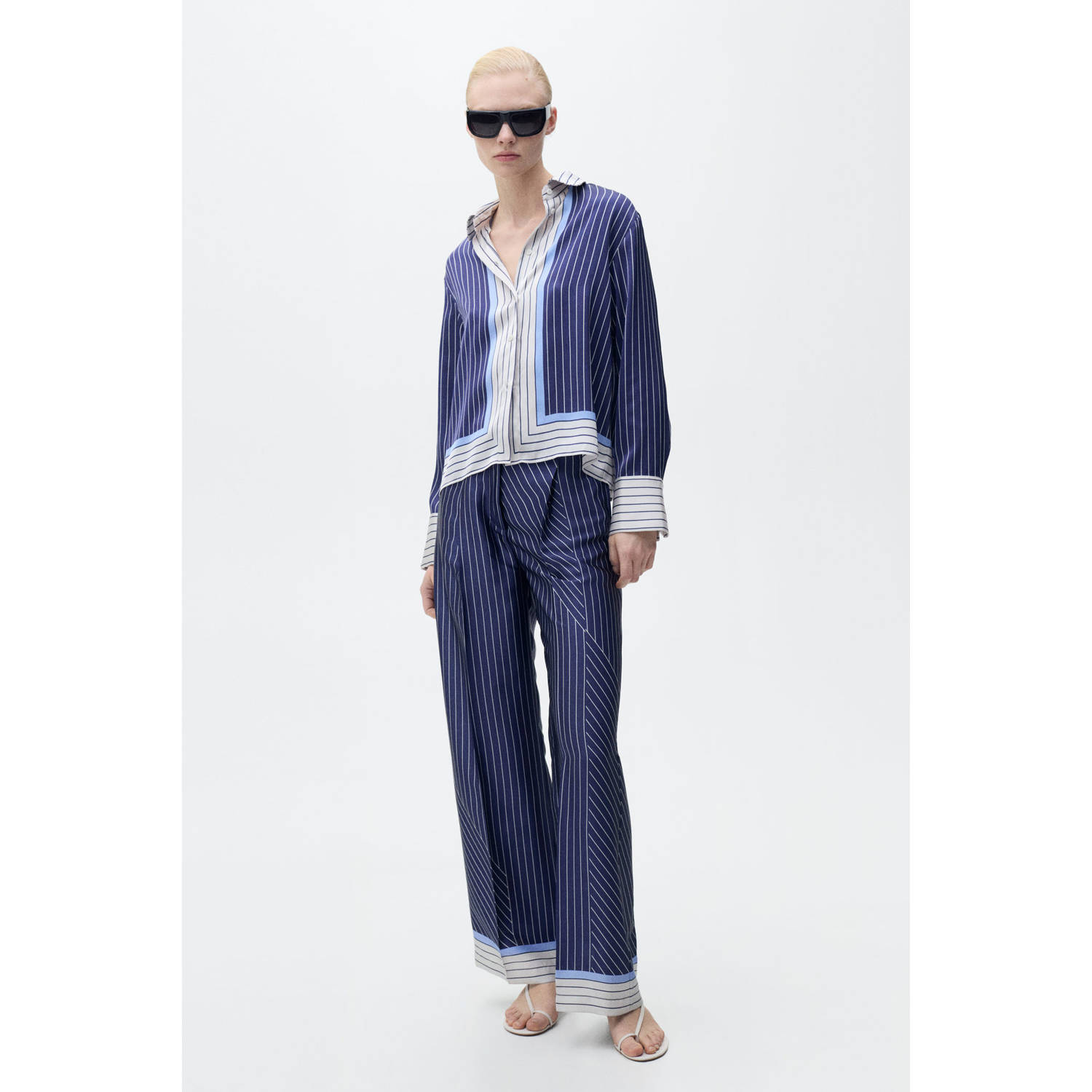 Mango satijnen wide leg regular waist broek blauw
