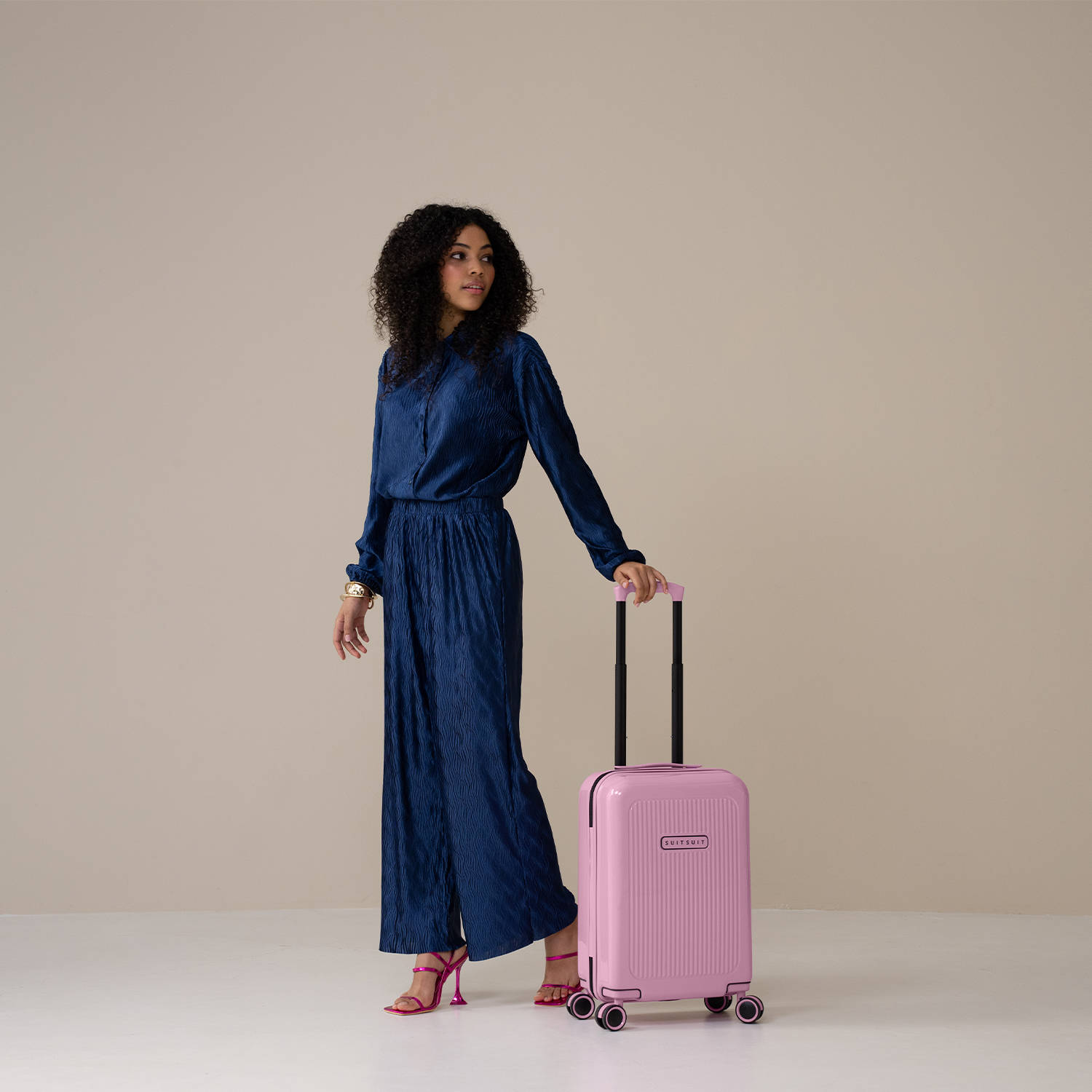 Suitsuit trolley Expression 55 cm. Fondant Pink