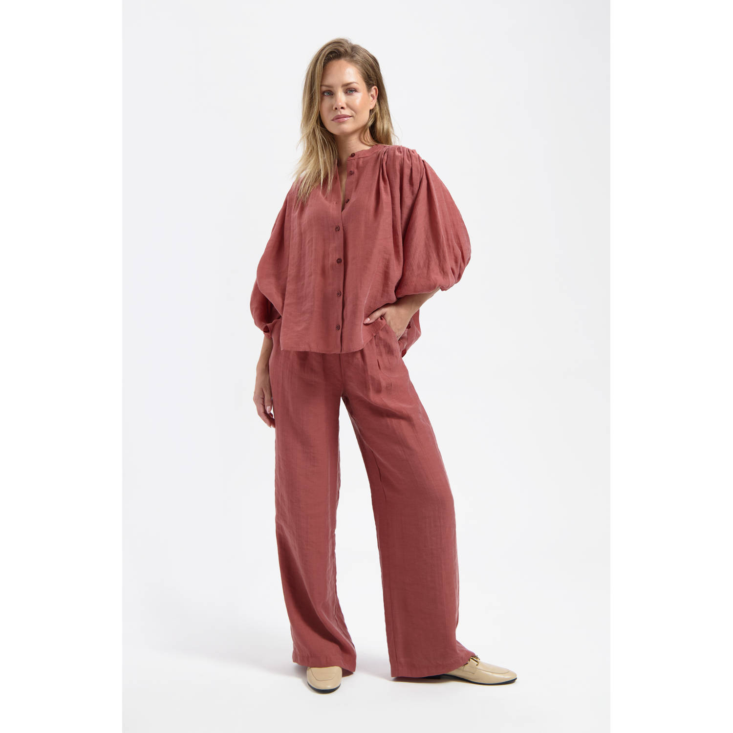 AMAYA AMSTERDAM Dames Blouses Juno Blouse Rood