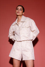 thumbnail: AMAYA Amsterdam straight high waist casual short beige met lurex