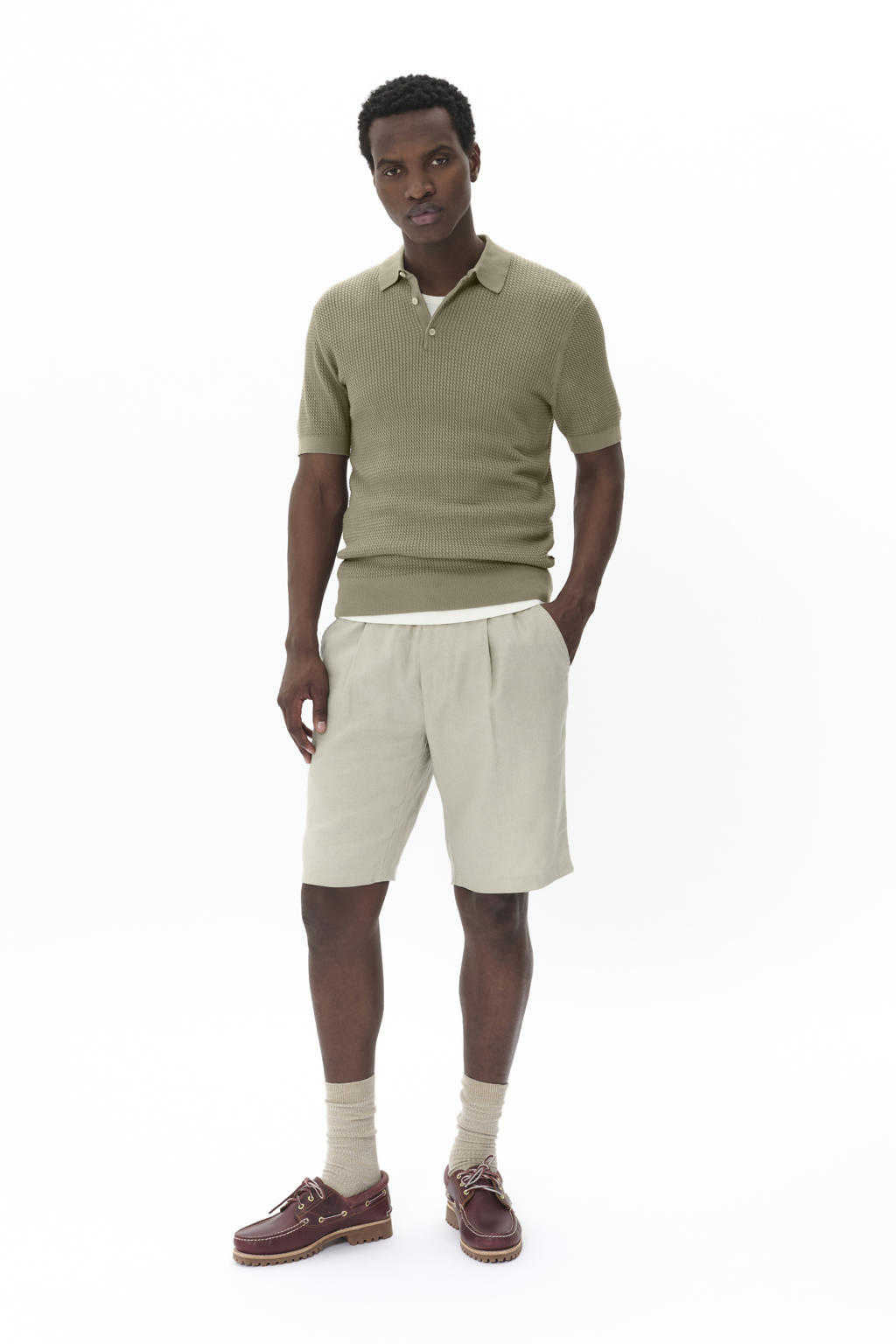 Kakikleurige heren Matinique regular polo patroon met effen, korte mouwen, klassieke kraag en knoopsluiting