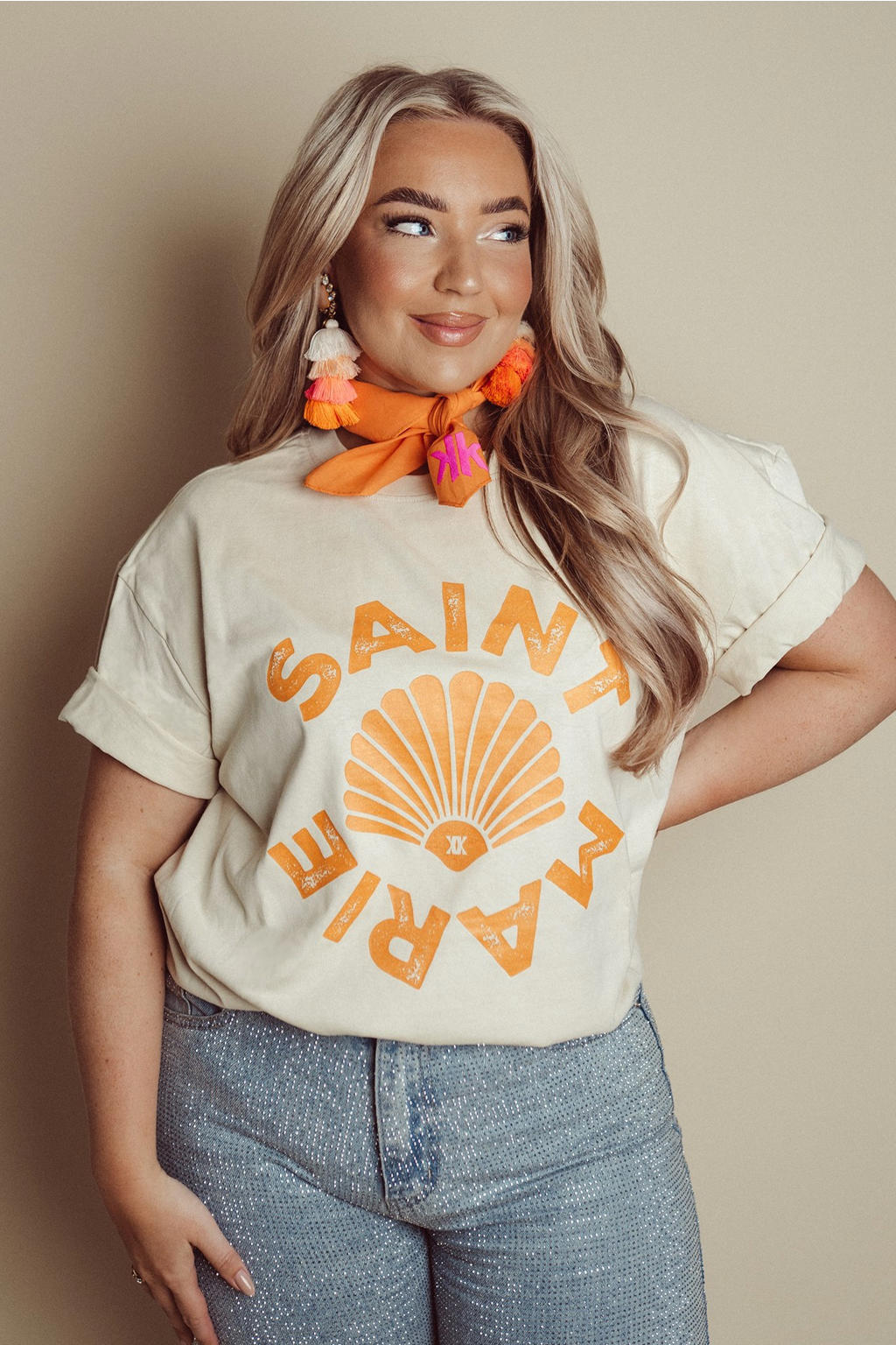 Ecru en oranje dames Pinned by K Curve T-shirt van katoen met printopdruk, korte mouwen en ronde hals