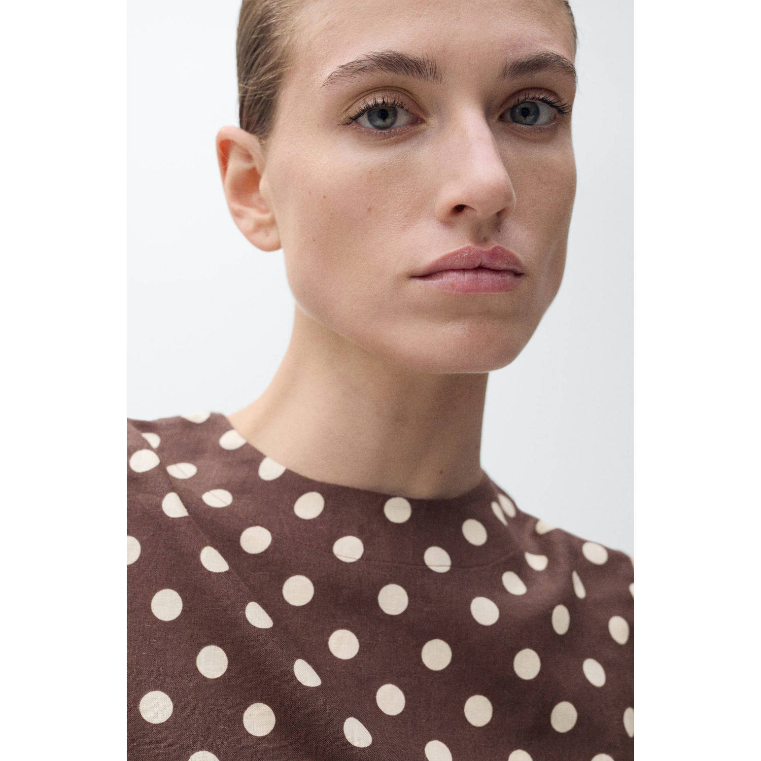 Mango linnen cropped top donkerbruin
