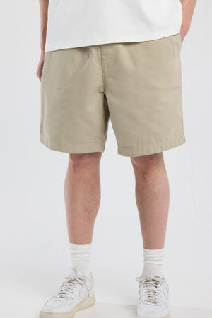 relaxed casual short beige