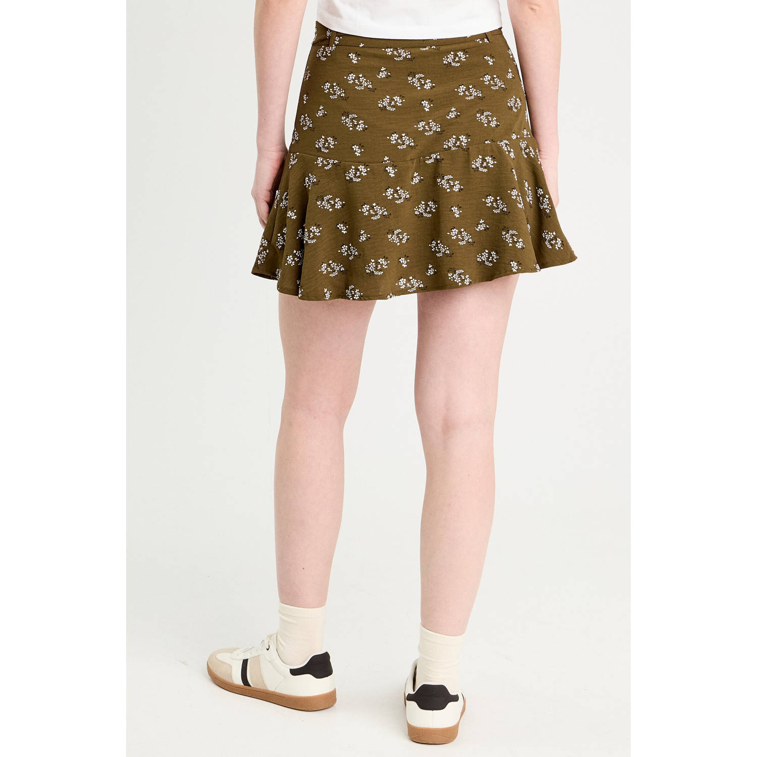 Cache mini rok kaki