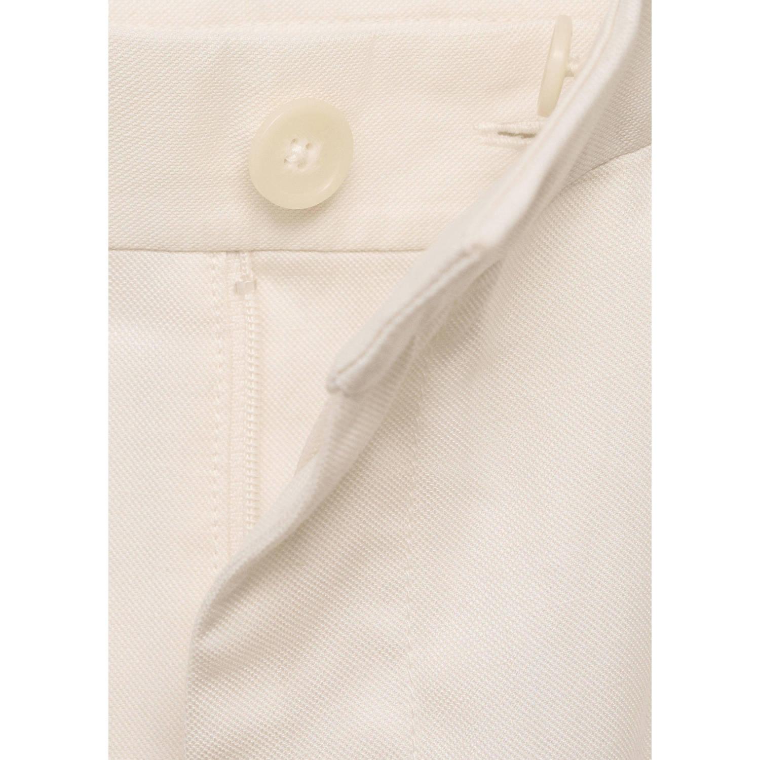 Mango Man slim bermuda short ecru