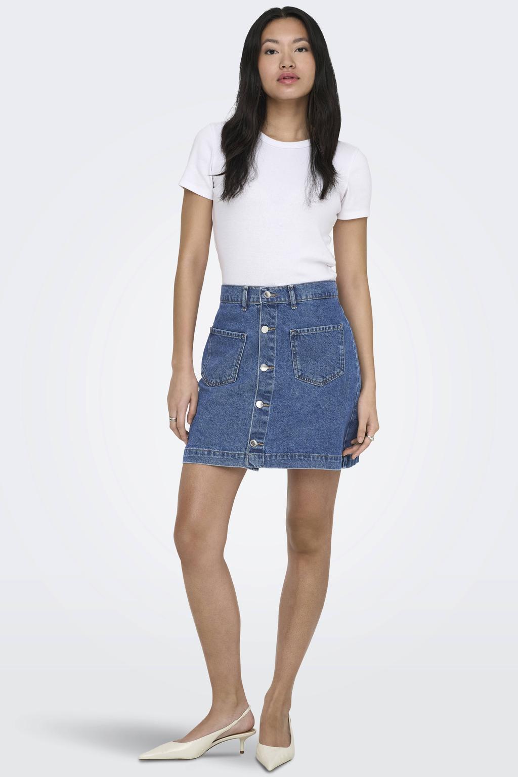 Medium blue denim dames ONLY spijkerrok gemaakt van denim en met knoopsluiting