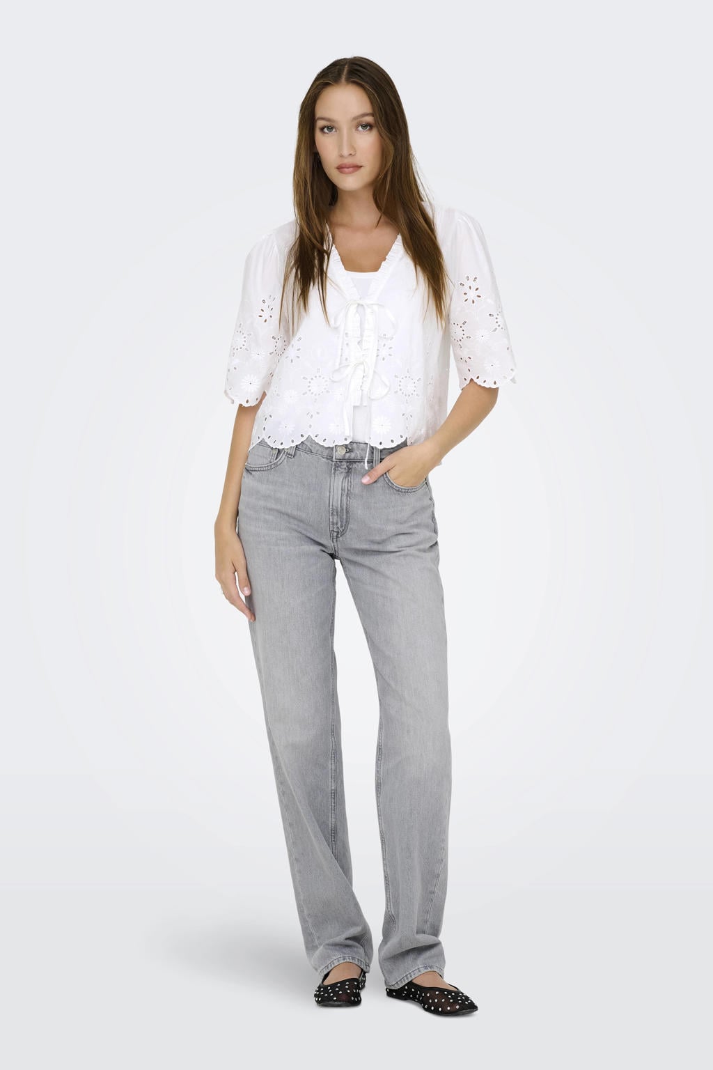 Witte dames ONLY blousetop broderie van katoen met effen, half lange mouwen, V-hals en striksluiting