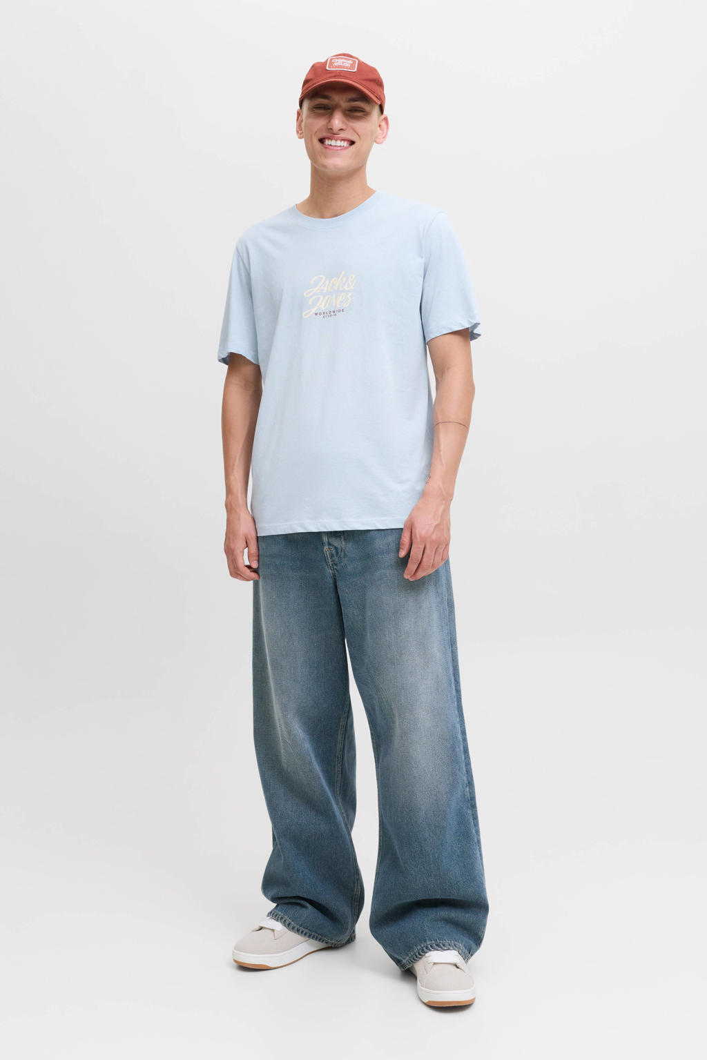 Lichtblauwe heren JACK & JONES ORIGINALS T-shirt van katoen met logo dessin, korte mouwen en ronde hals