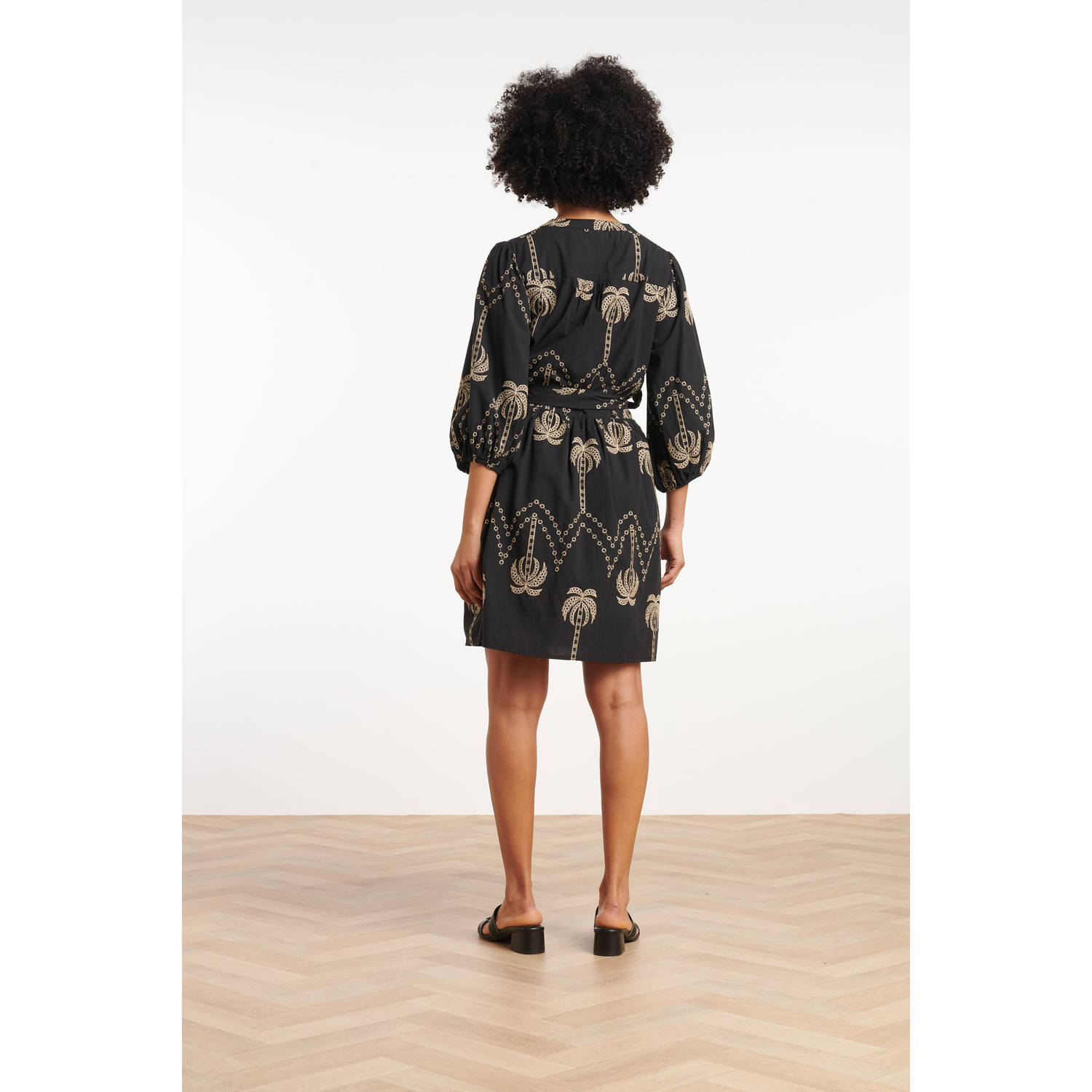 Smashed Lemon zomerjurk zwart