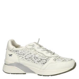   sneakers wit