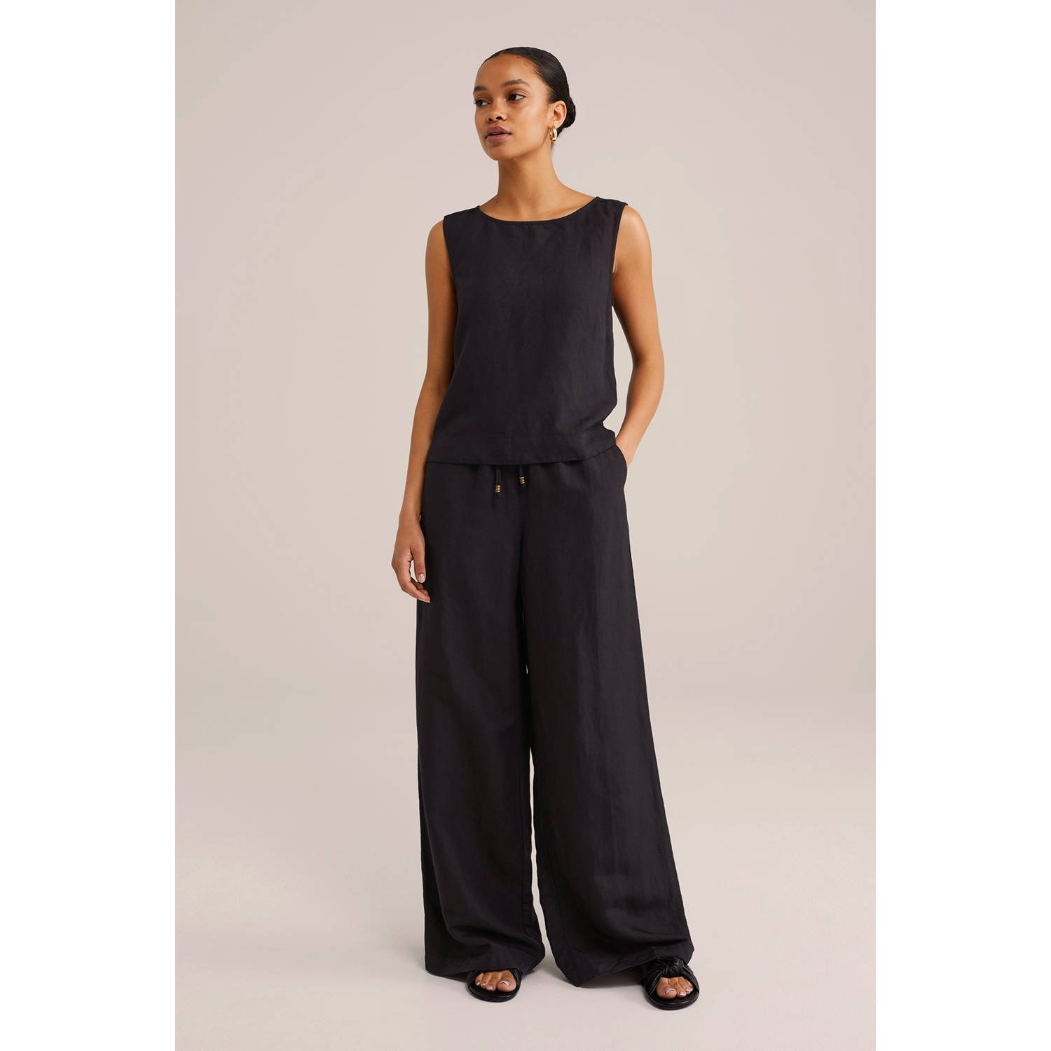 WE Fashion linnen mouwloze top zwart