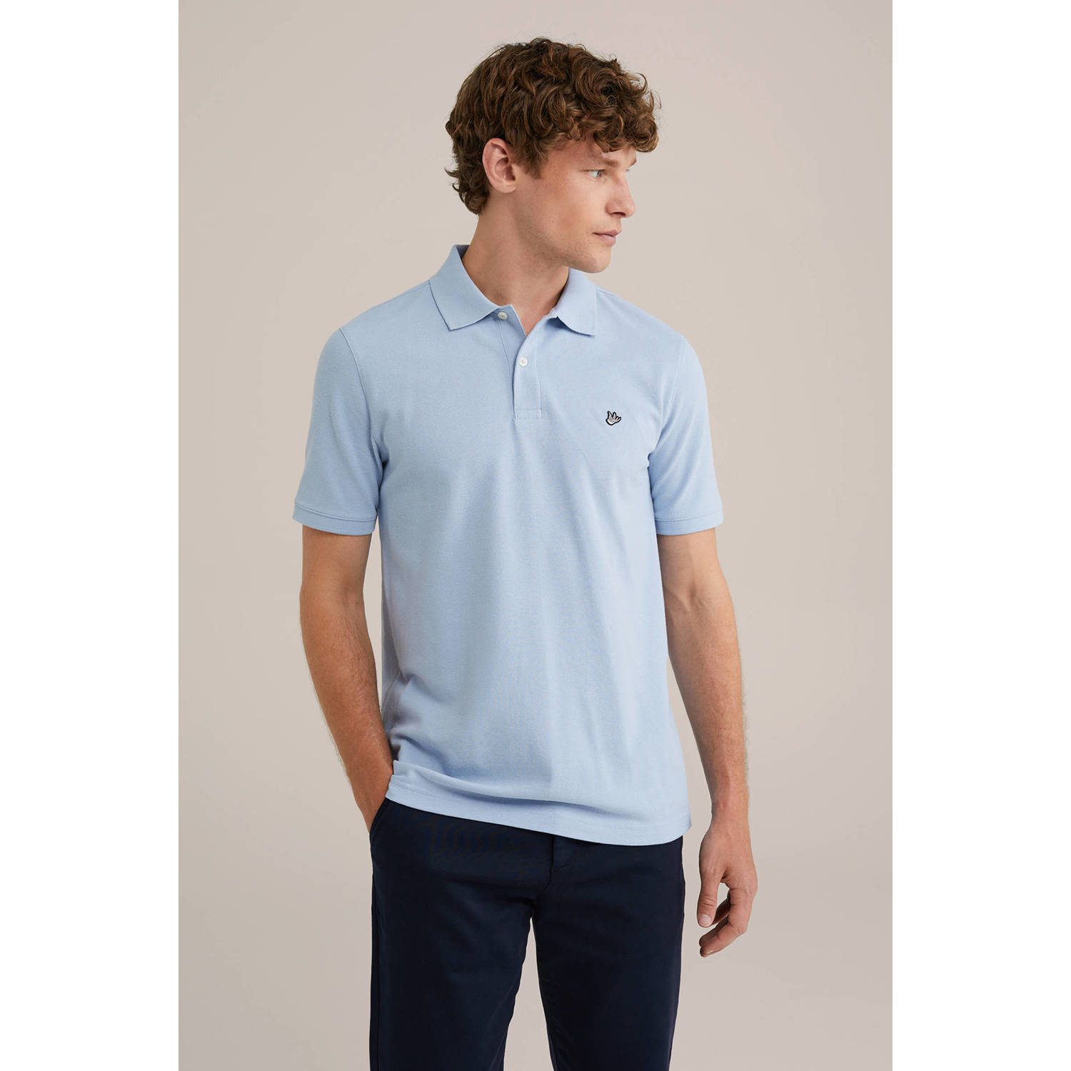 WE Fashion slim polo lichtblauw