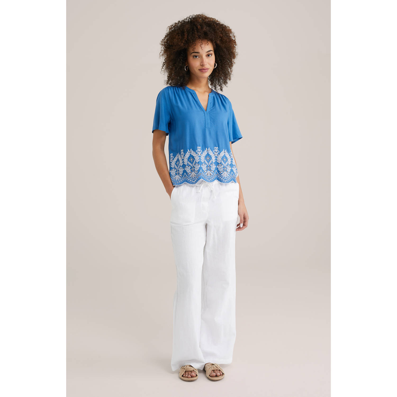 WE Fashion top blauw broderie