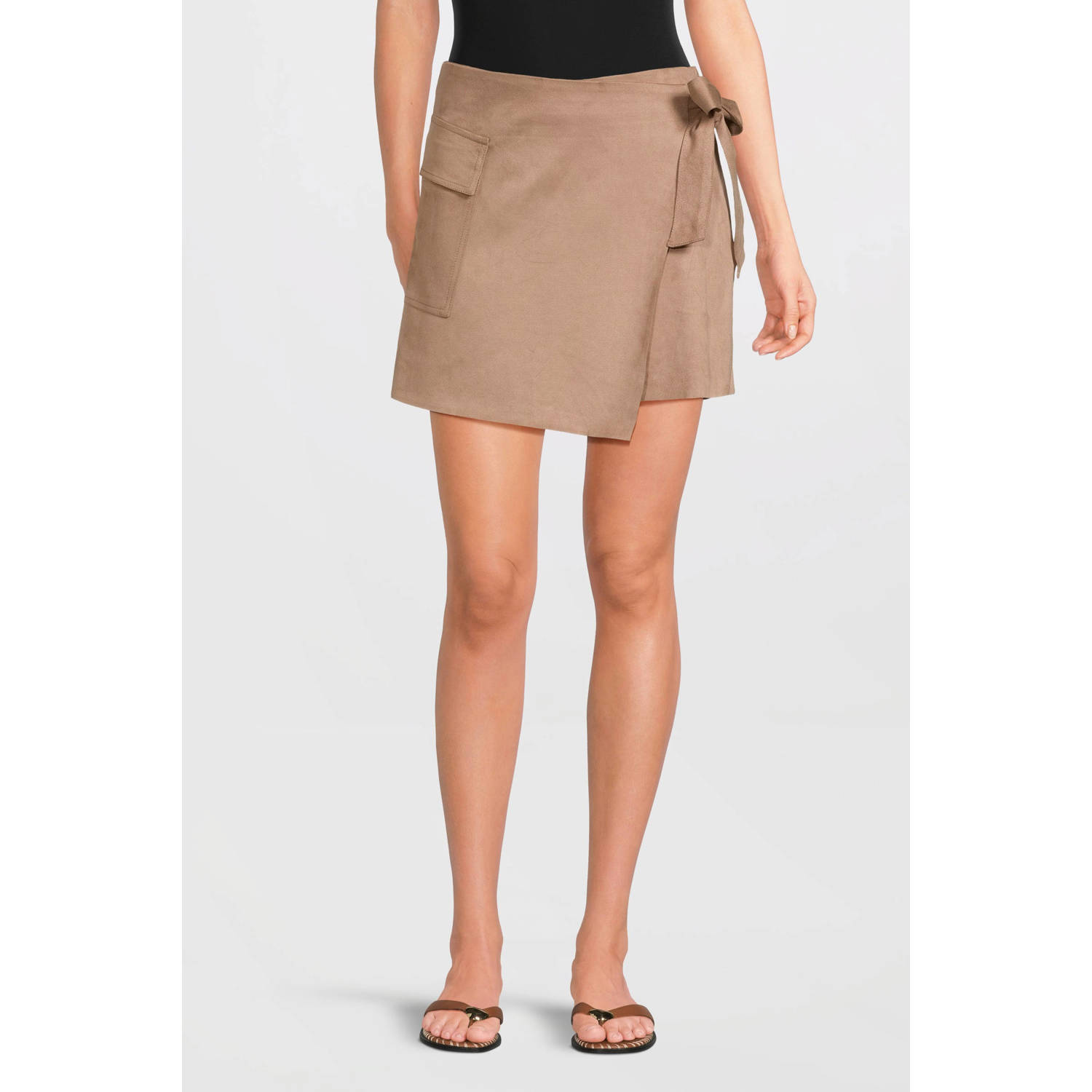 Anytime suedine skort beige
