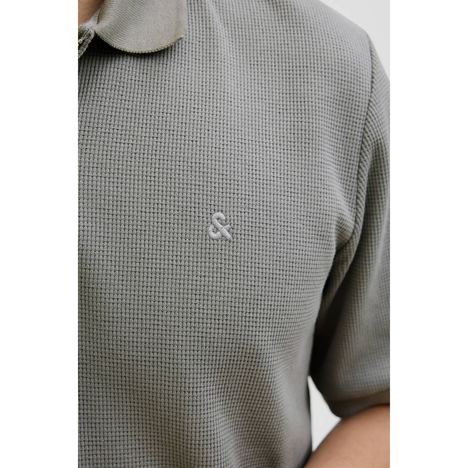 JACK & JONES ESSENTIALS regular polo met ingebreid patroon grijs