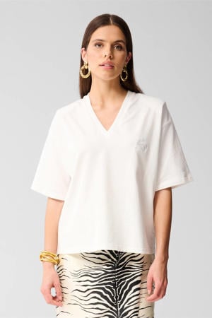 T-shirt wit